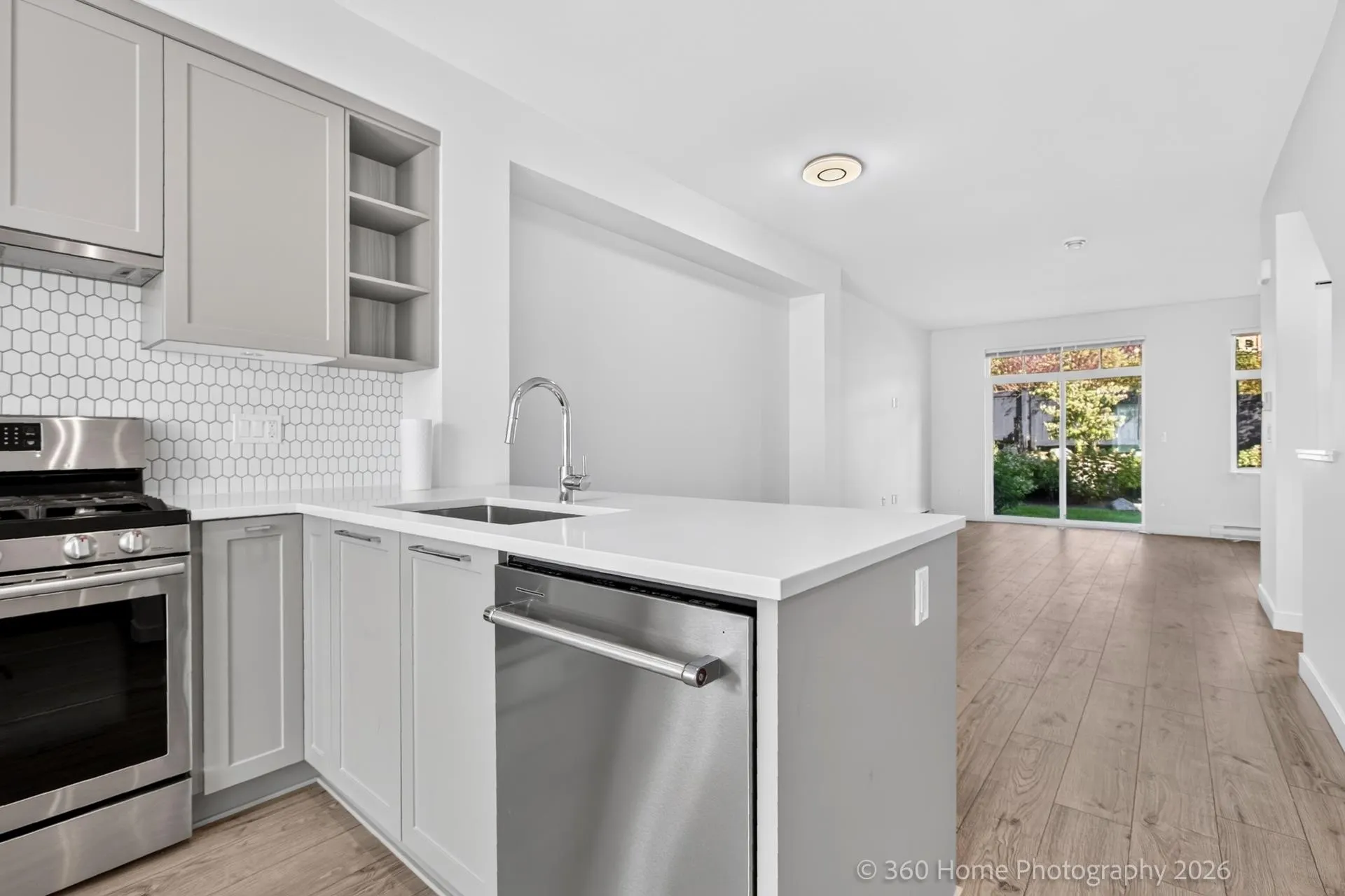 3565 Baycrest Avenue #122