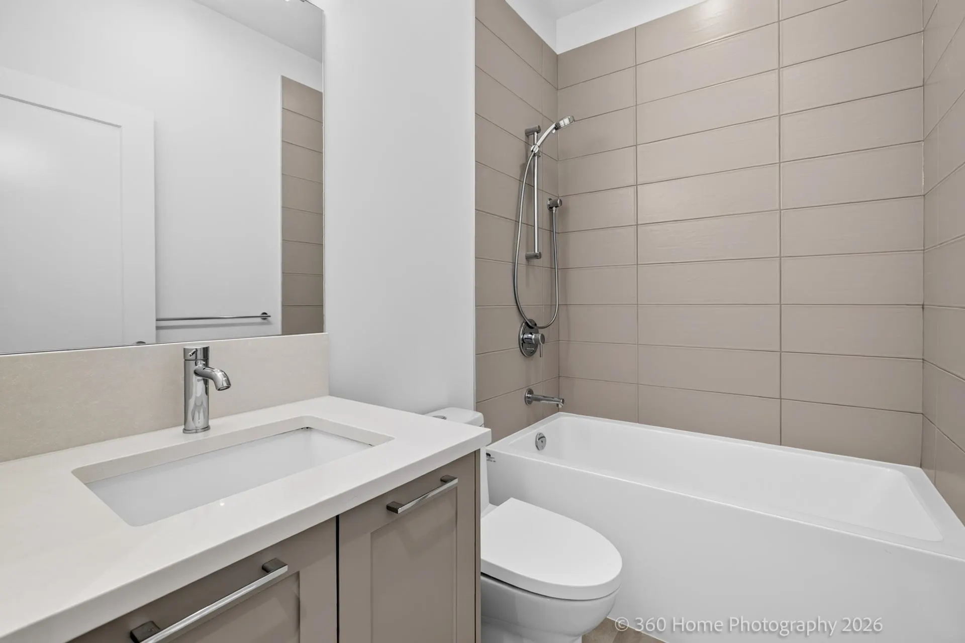 3565 Baycrest Avenue #122