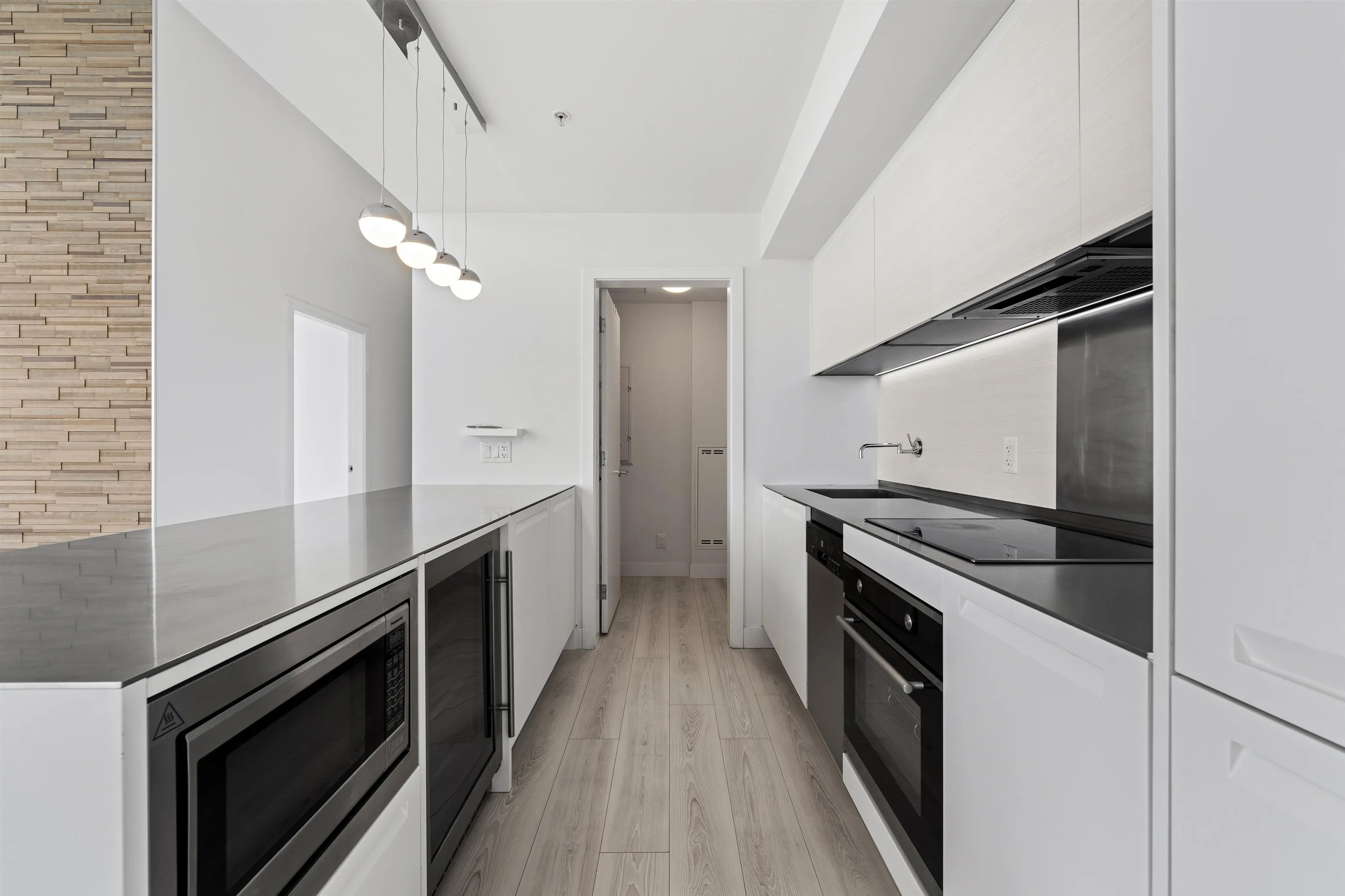 1133 Hornby Street #2105