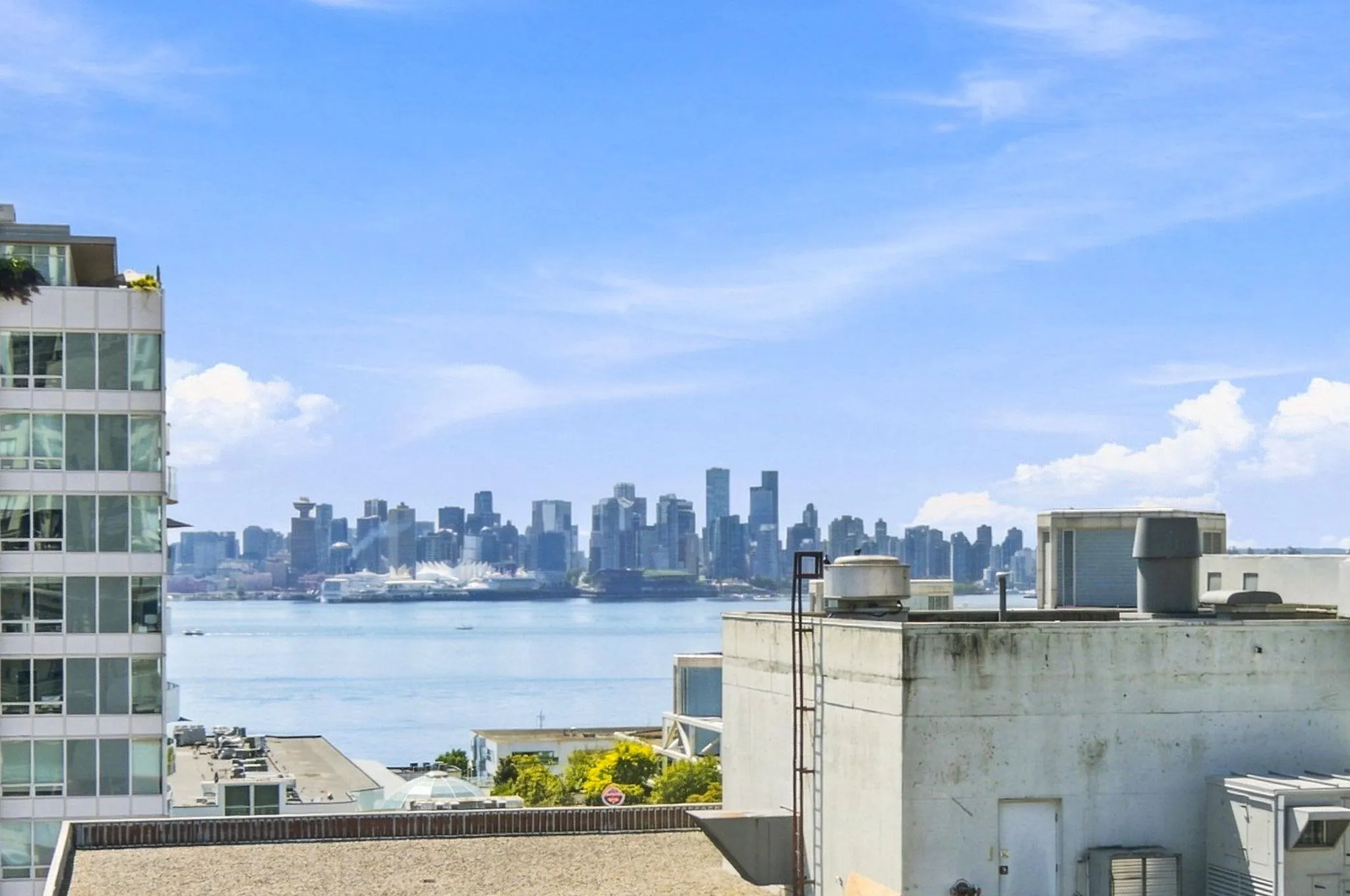 123 W 1st Street #606