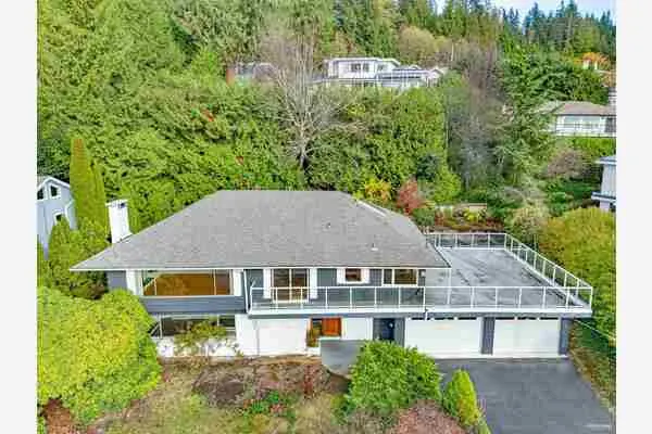 2615 Skilift Place