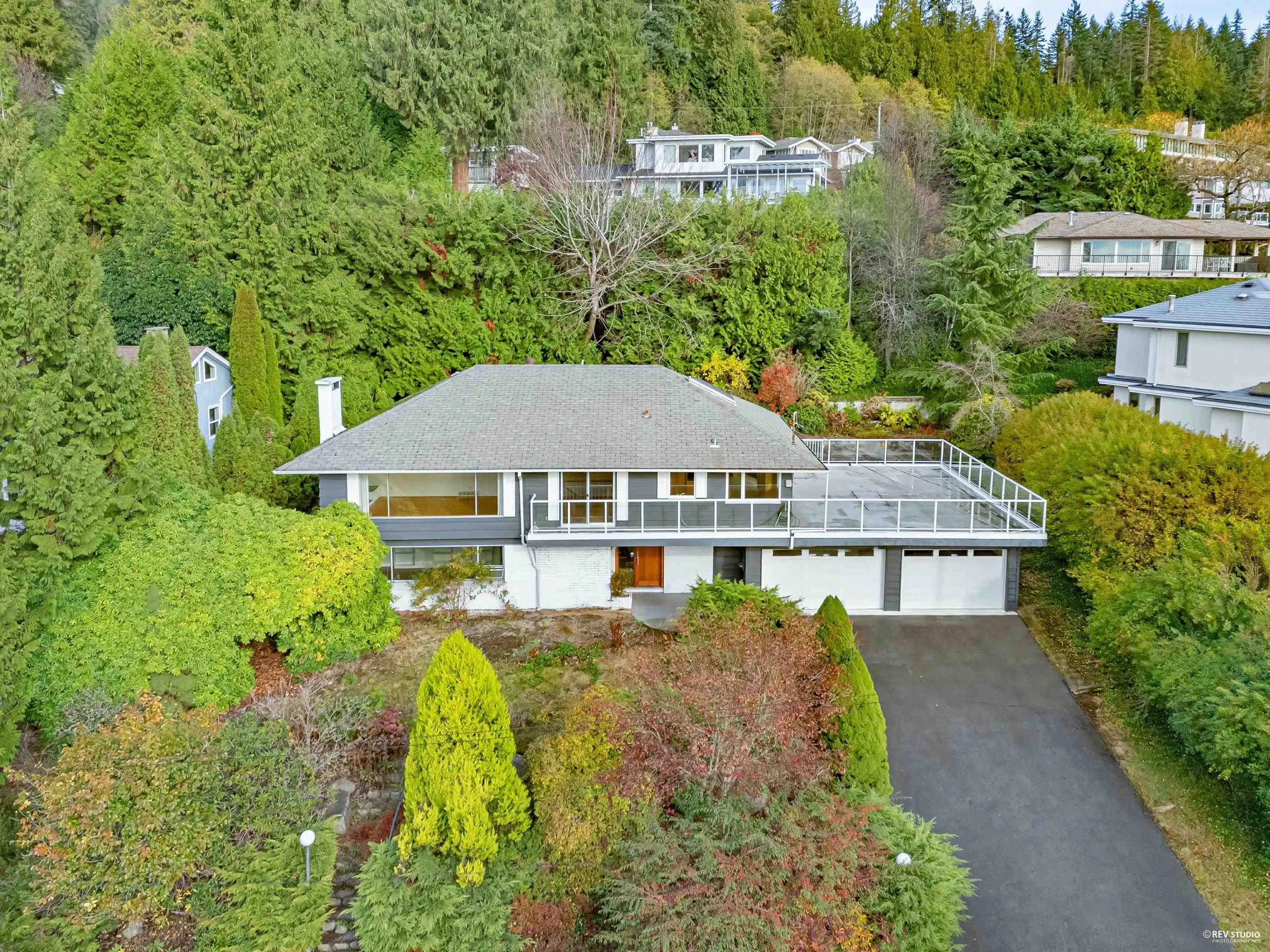2615 Skilift Place