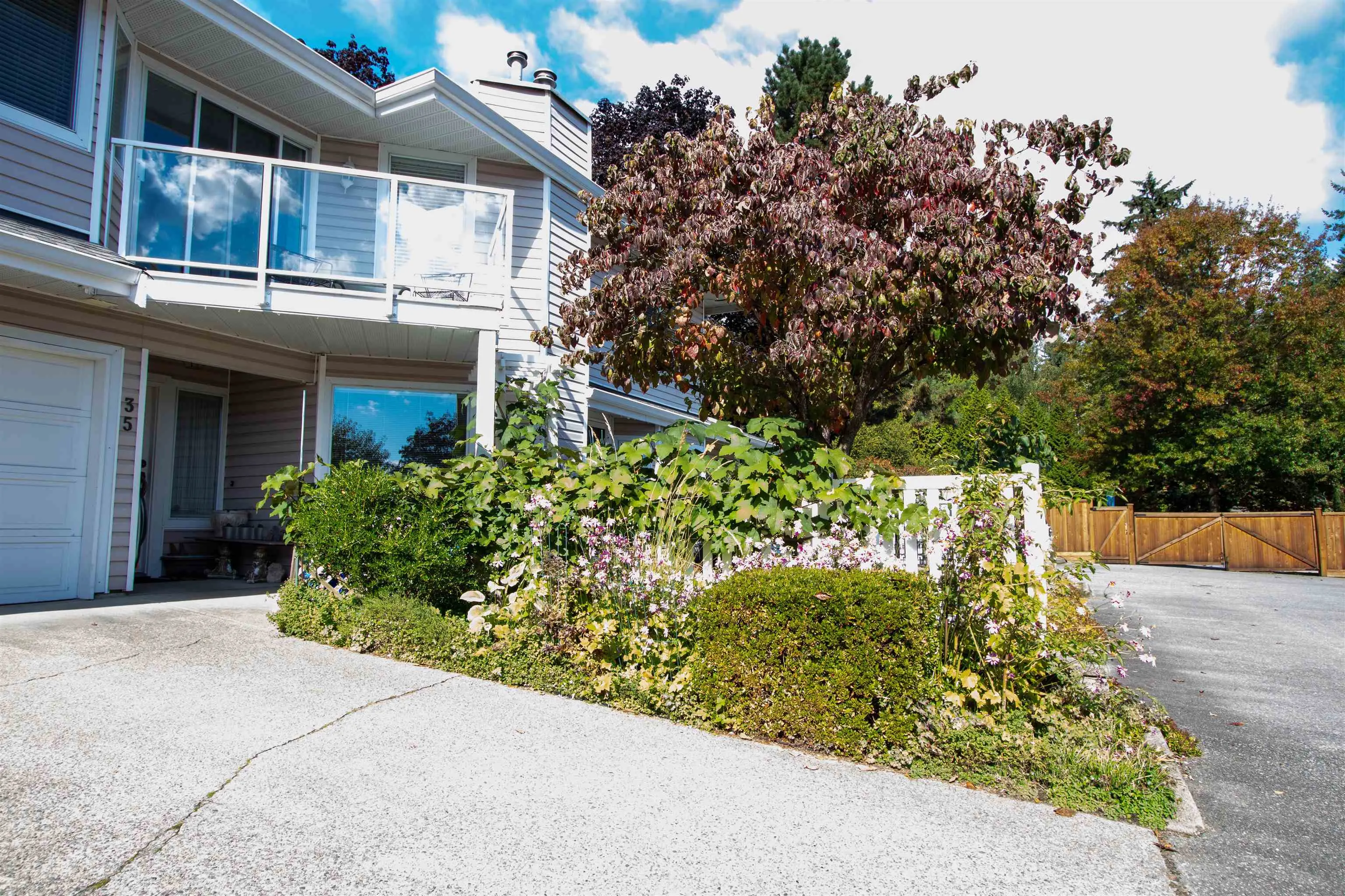 1190 Falcon Drive #35
