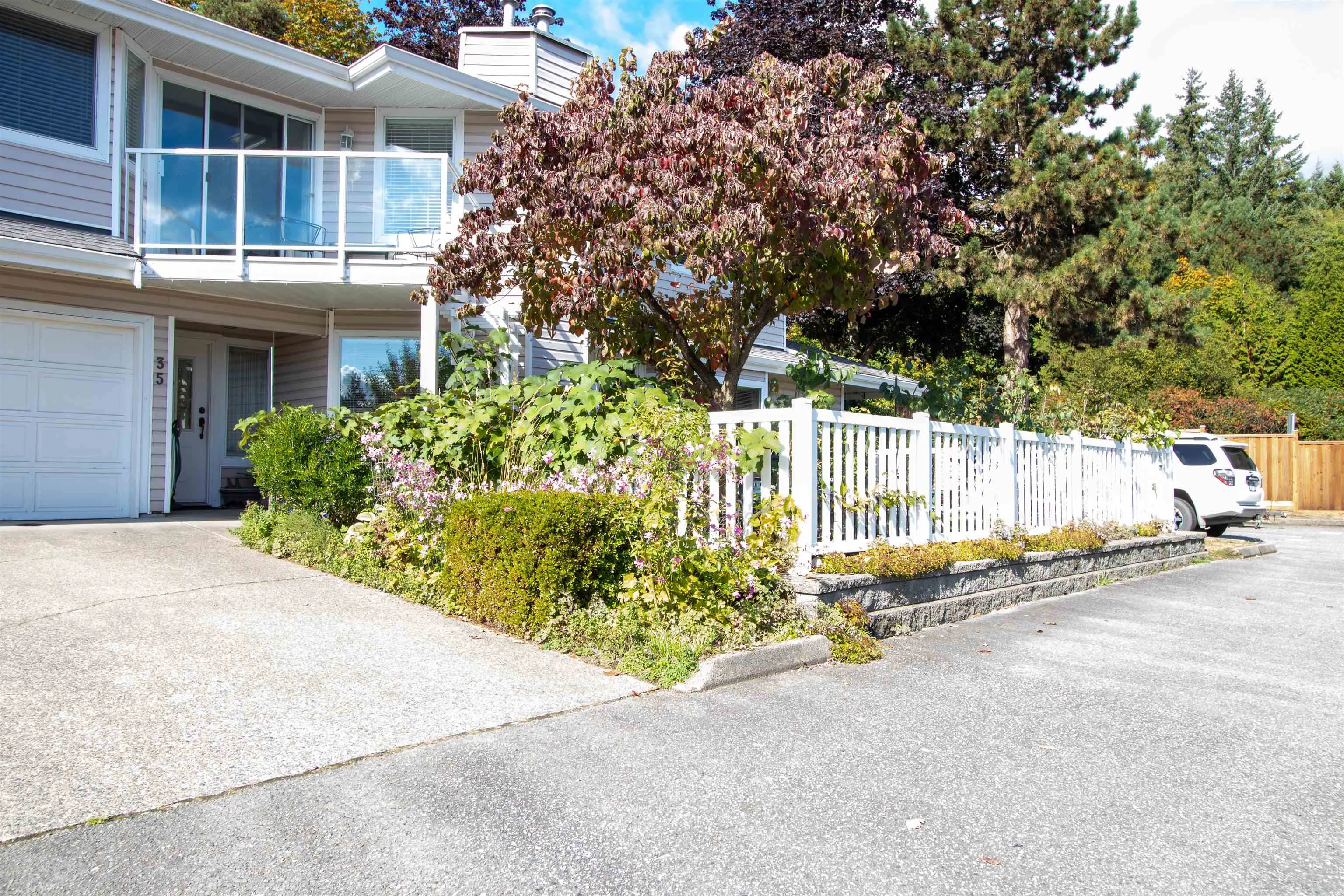 1190 Falcon Drive #35