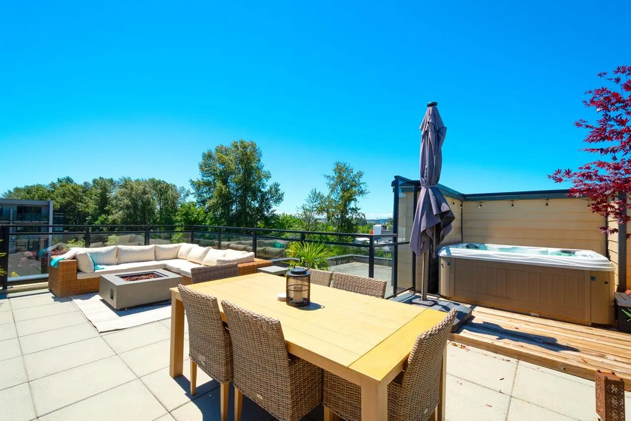 733 W 14th Street #417