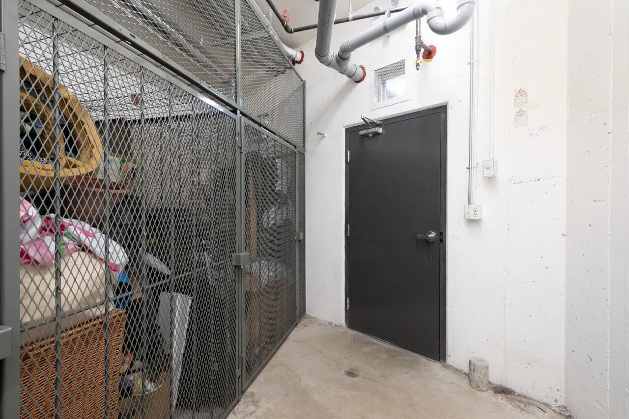 733 W 14th Street #417