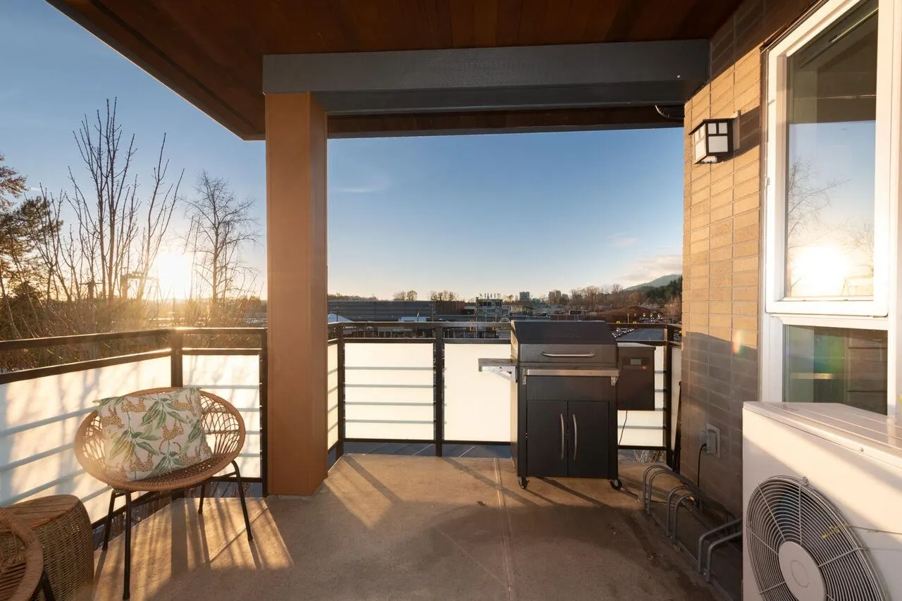 733 W 14th Street #417