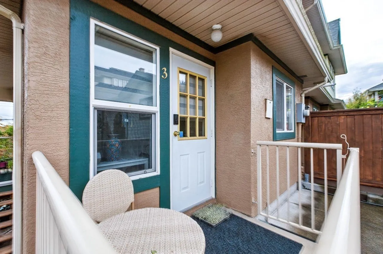 1135 Cartier Avenue #3