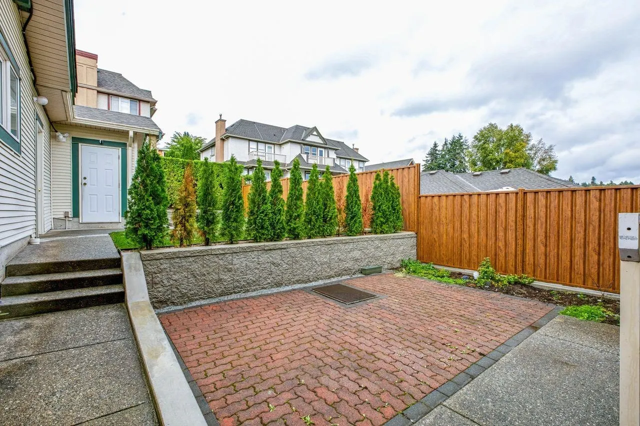 1135 Cartier Avenue #3