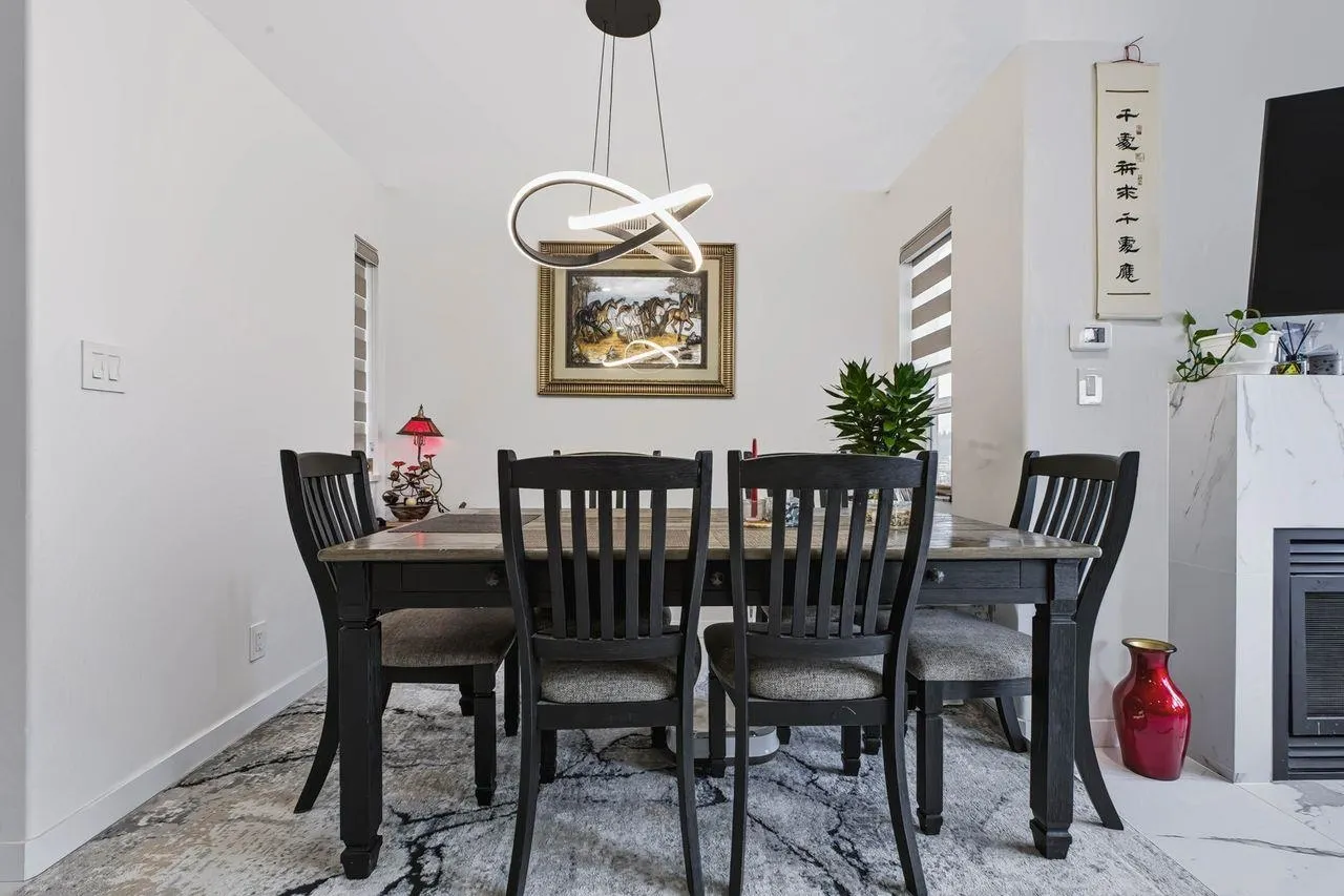 1135 Cartier Avenue #3