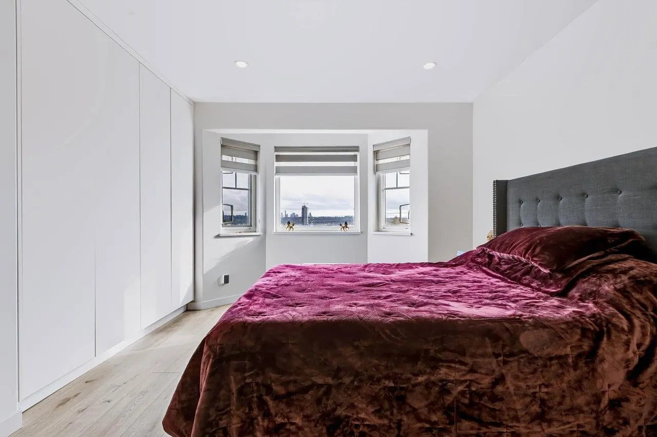 1135 Cartier Avenue #3
