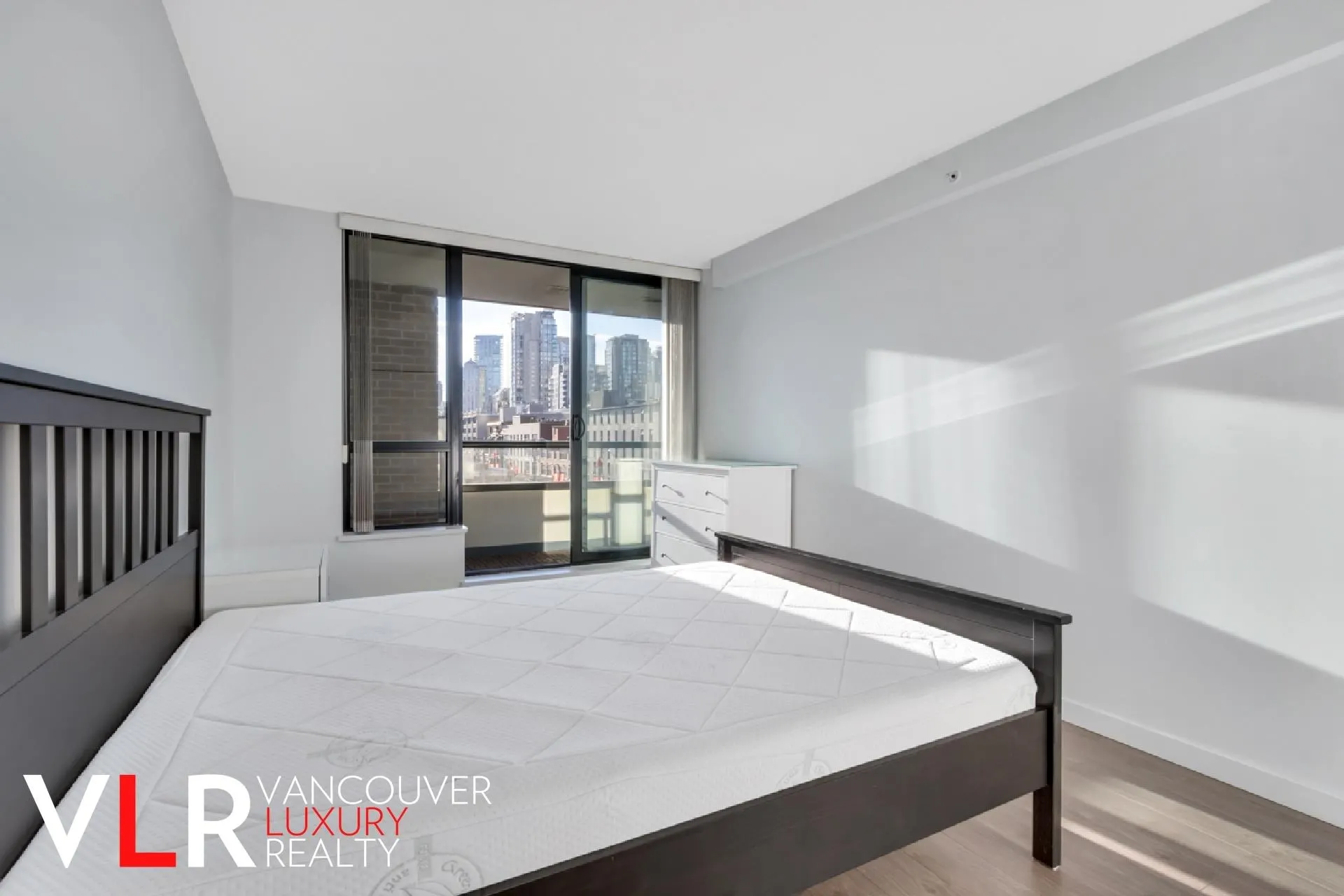 977 Mainland Street #509
