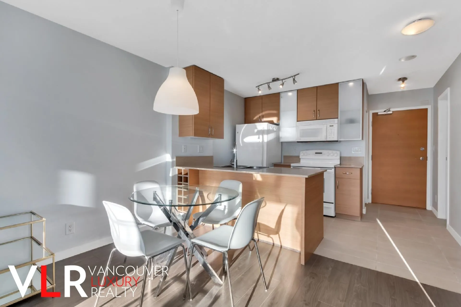 977 Mainland Street #509