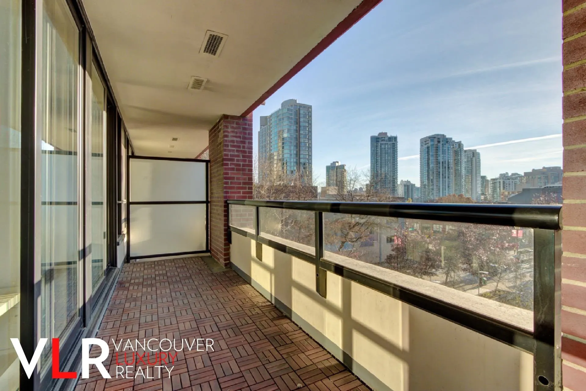 977 Mainland Street #509