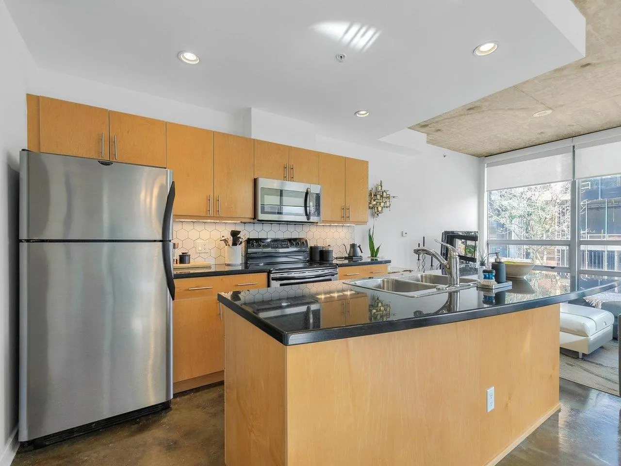 919 Station Street #306