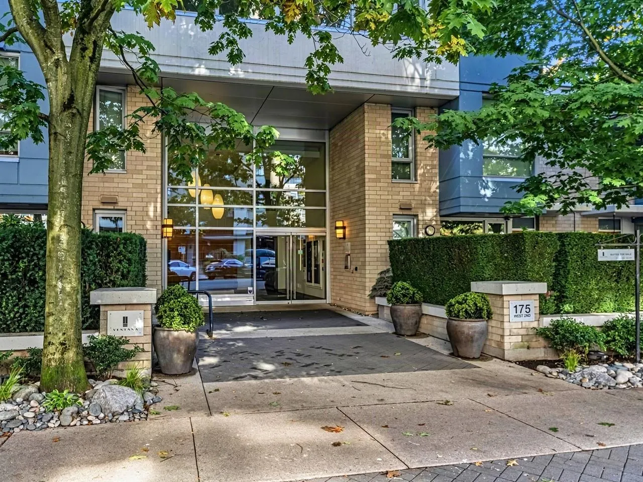 175 W 2nd Street #1202