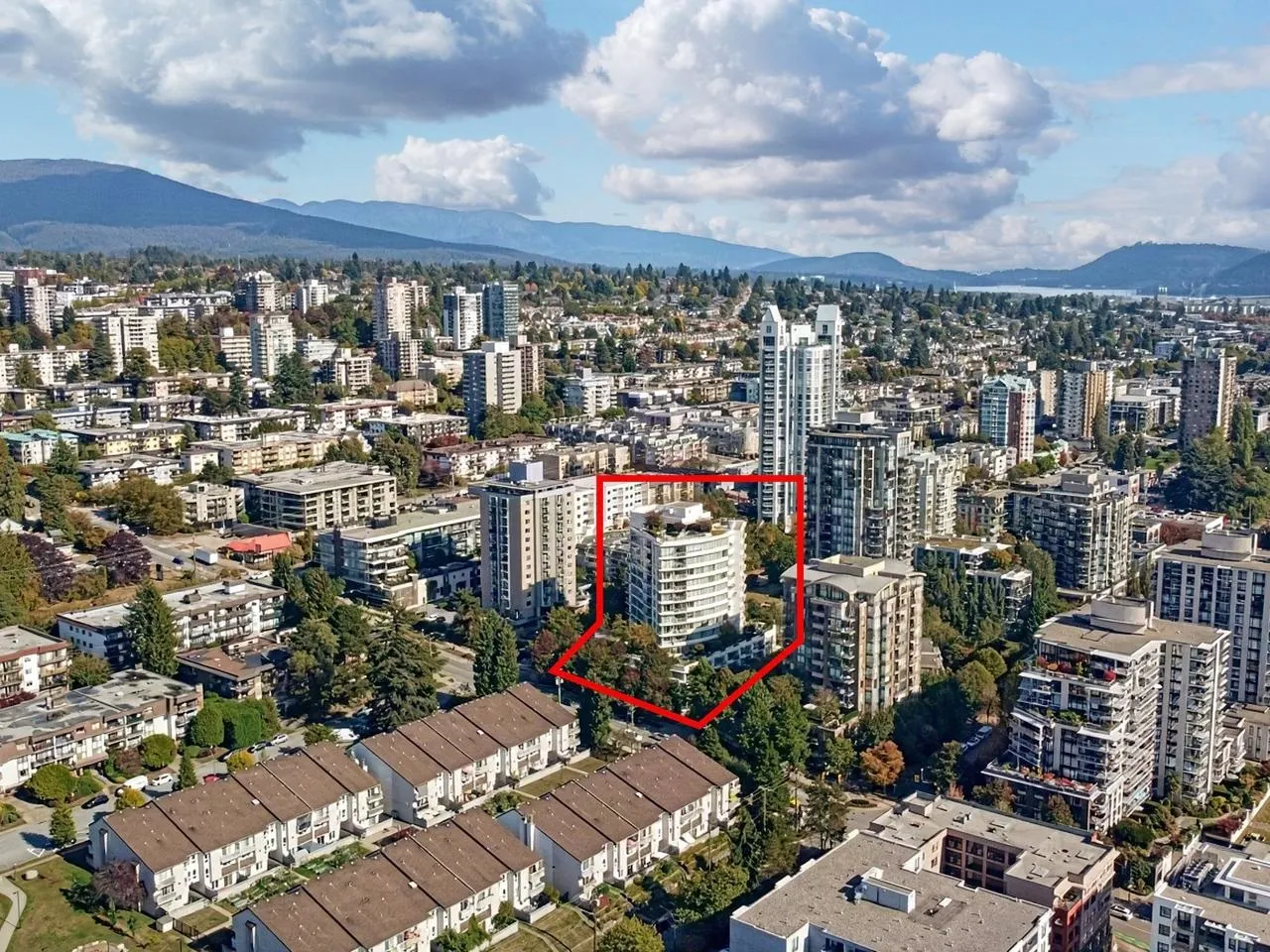 175 W 2nd Street #1202