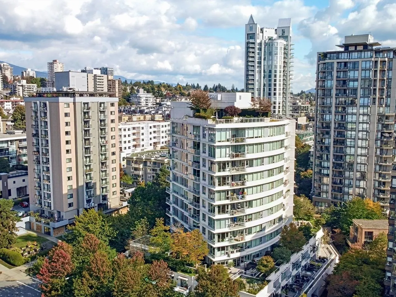 175 W 2nd Street #1202