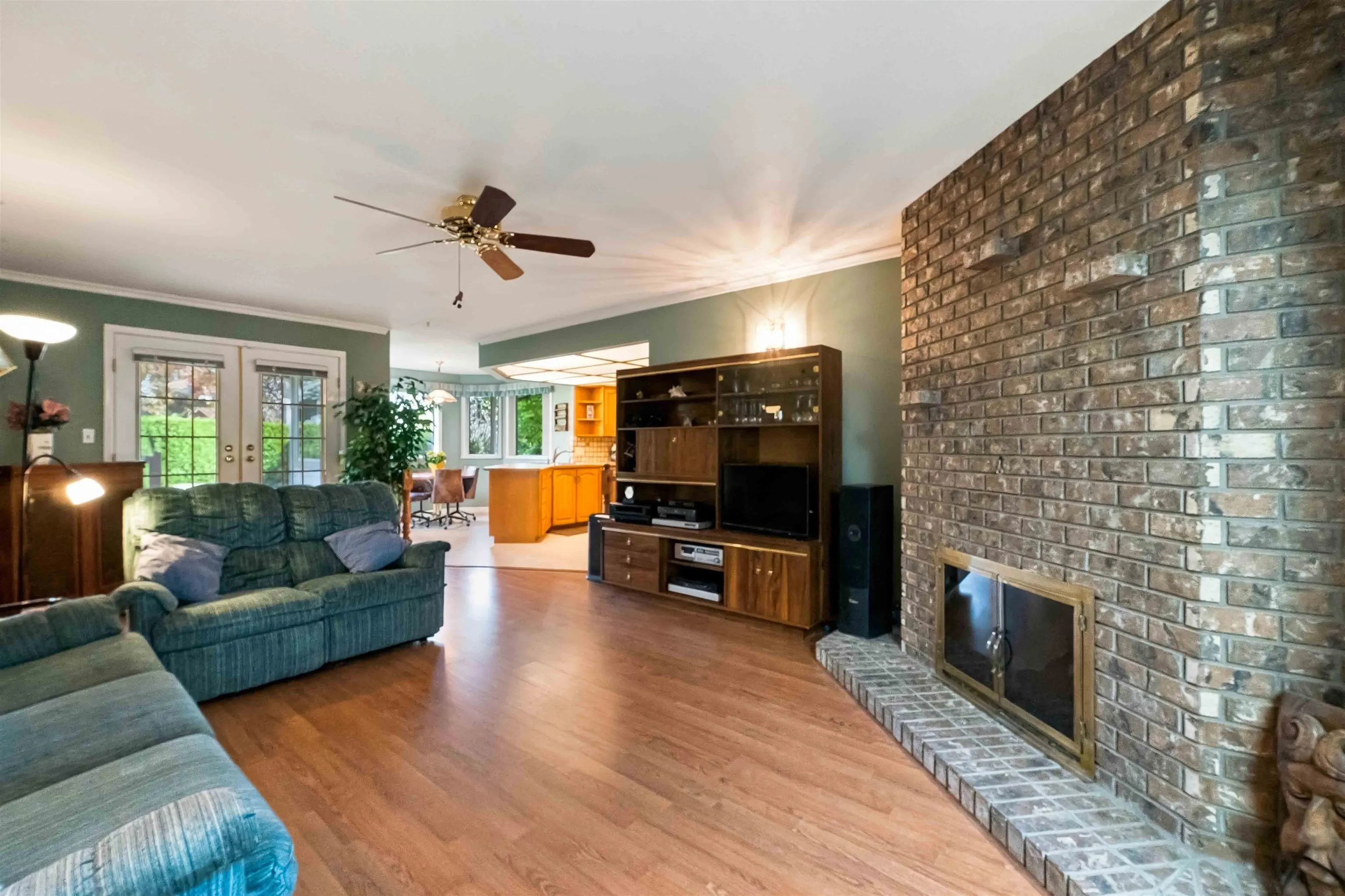 10536 Birchtree Grove