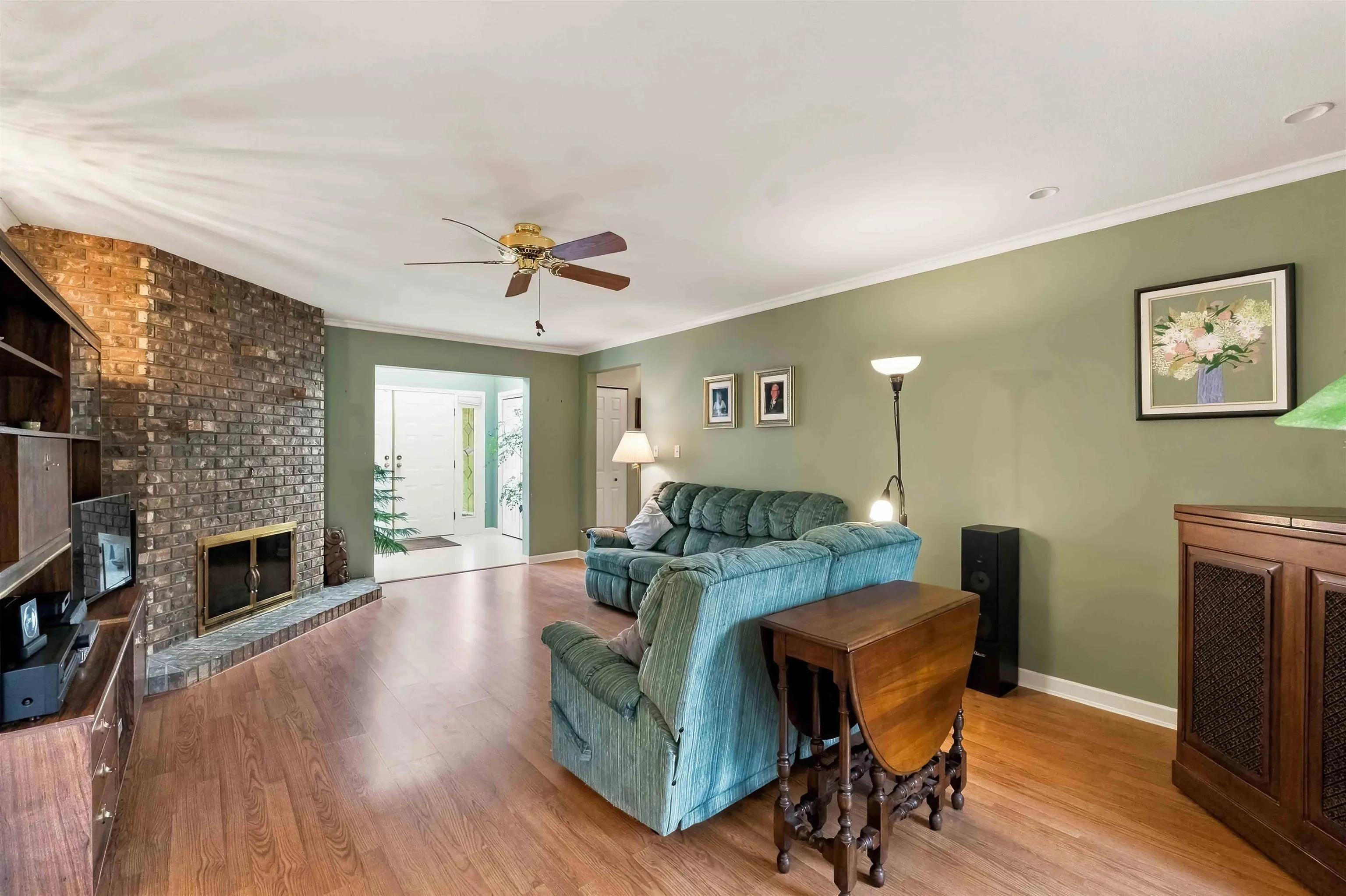 10536 Birchtree Grove