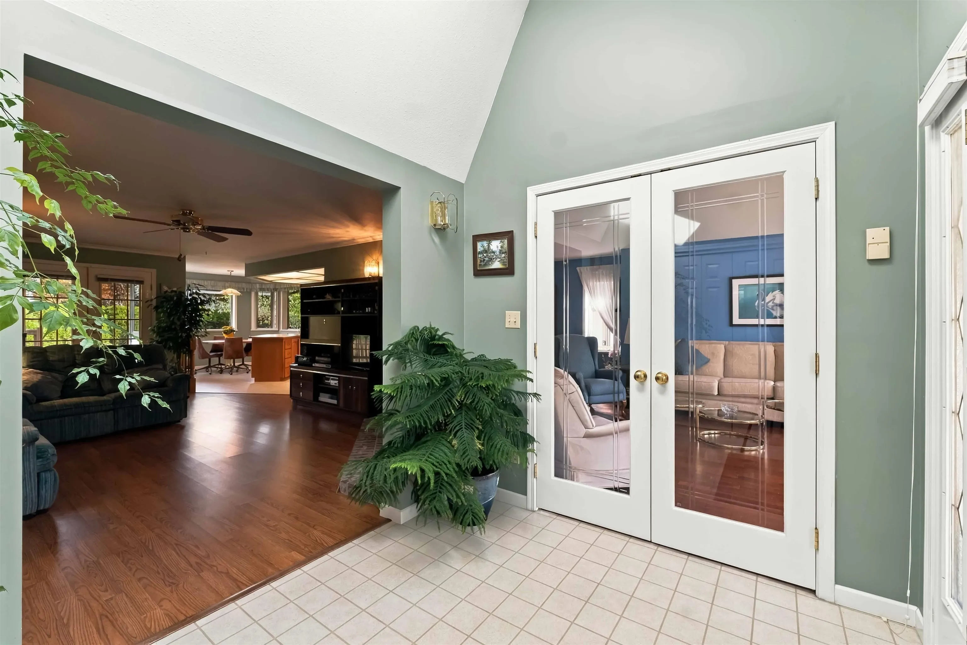 10536 Birchtree Grove