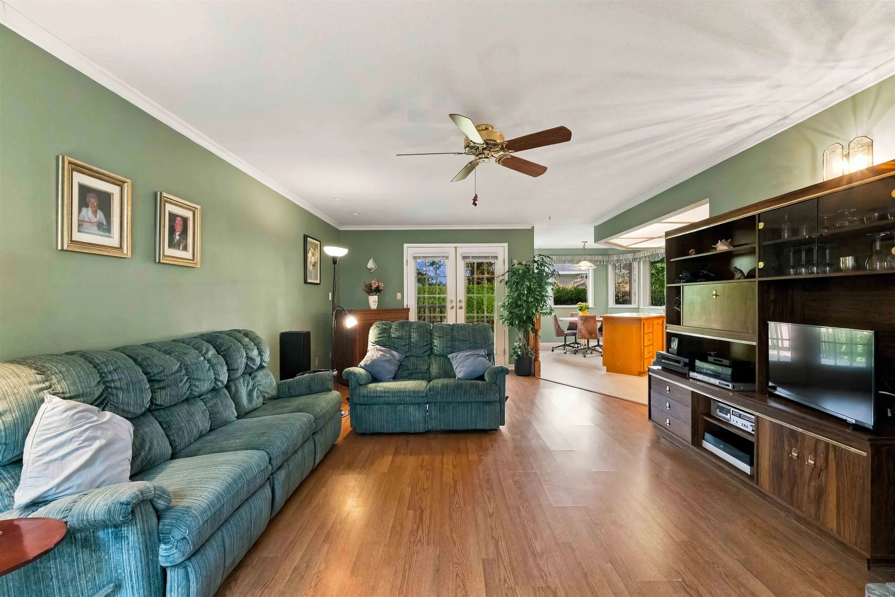 10536 Birchtree Grove