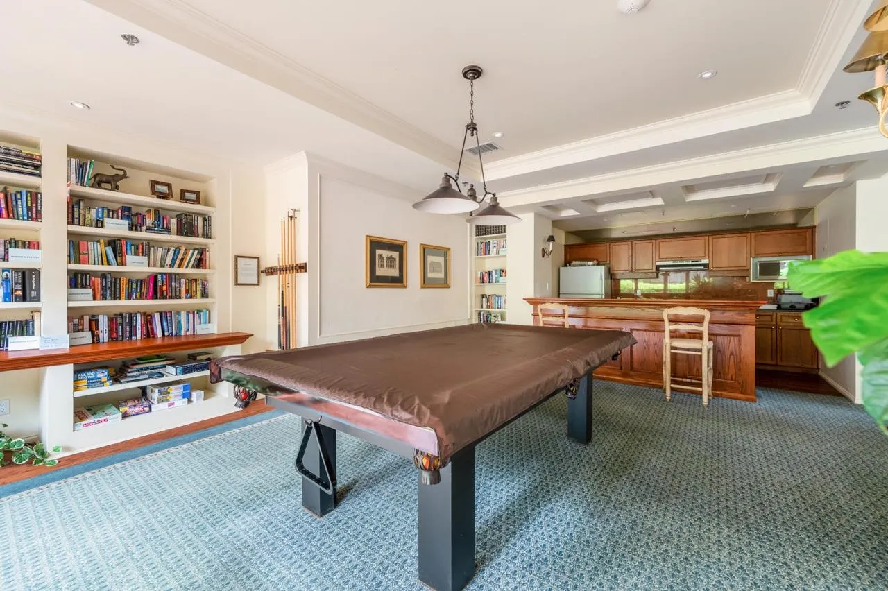 5775 Hampton Place #1204