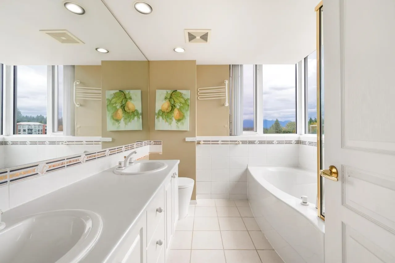 5775 Hampton Place #1204