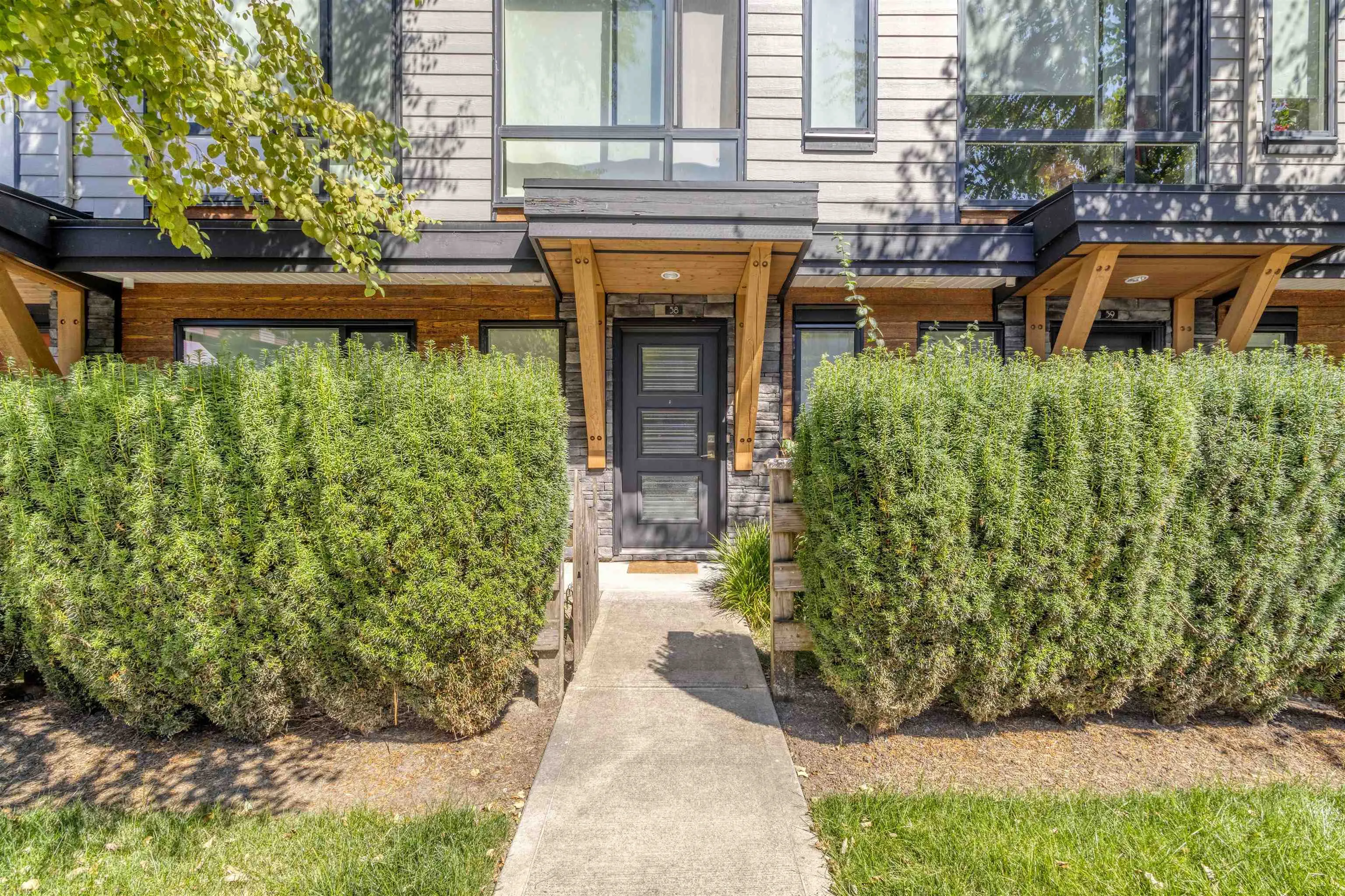 16488 64 Avenue #58