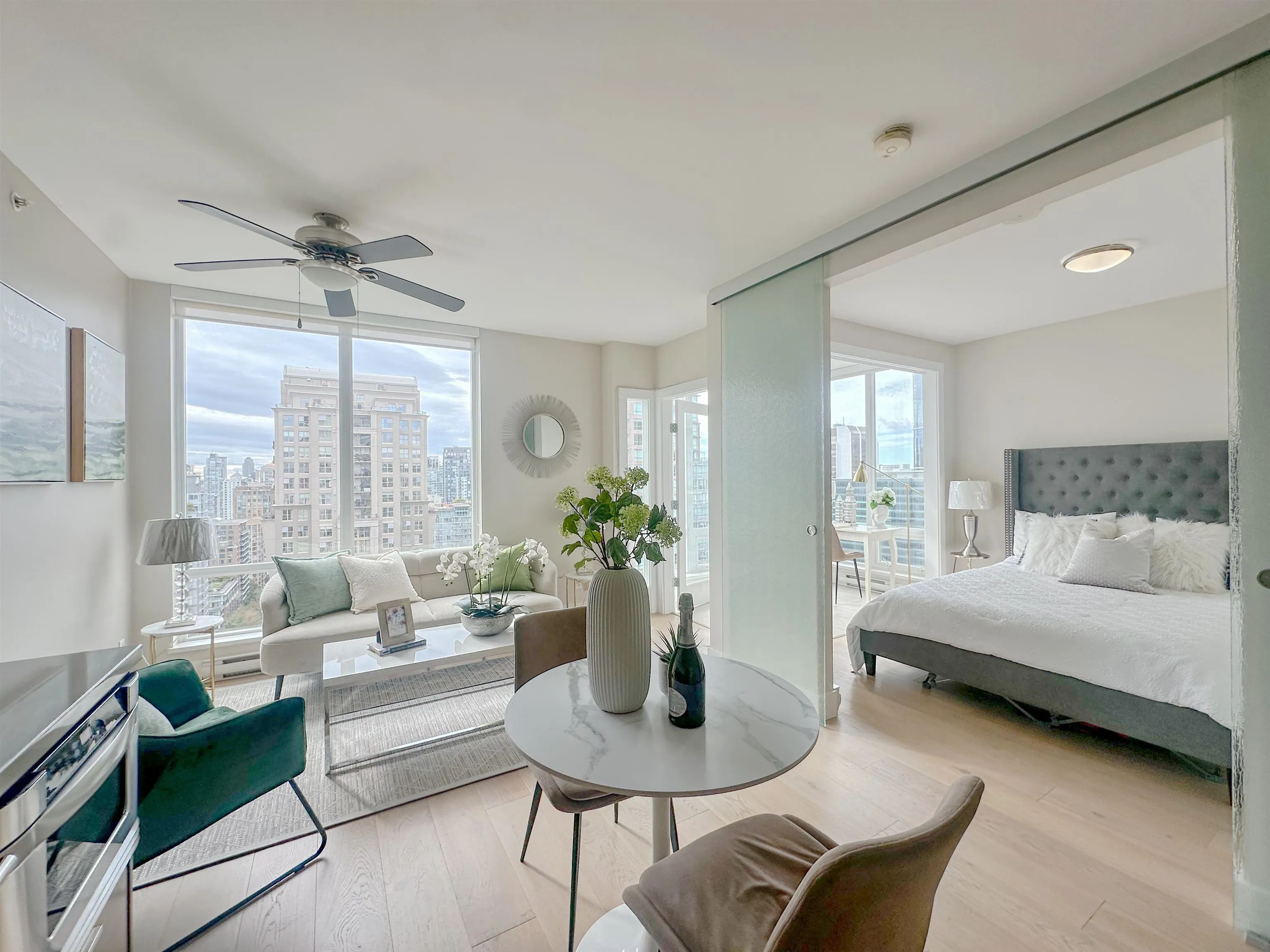 535 Smithe Street #2306