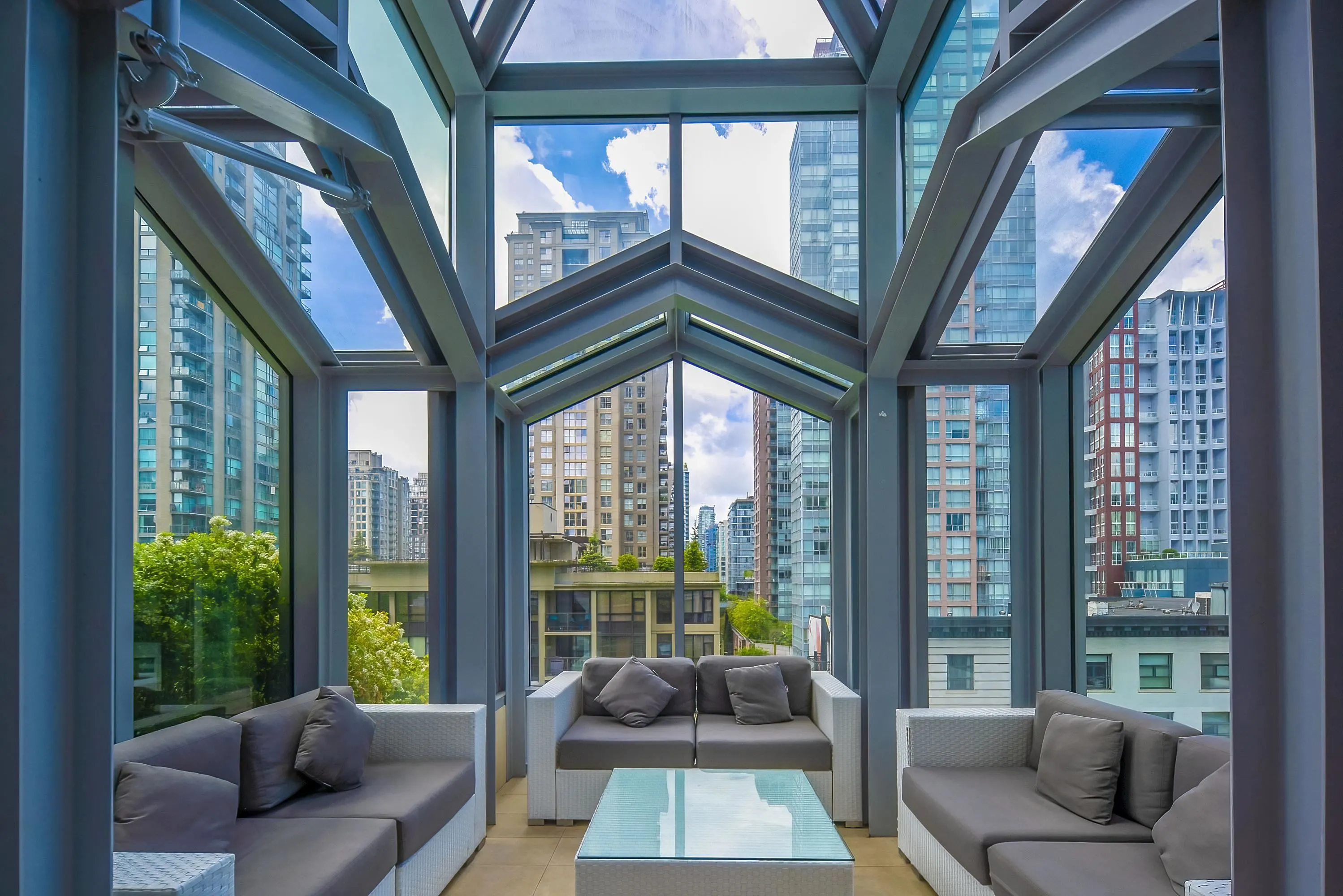 535 Smithe Street #2306