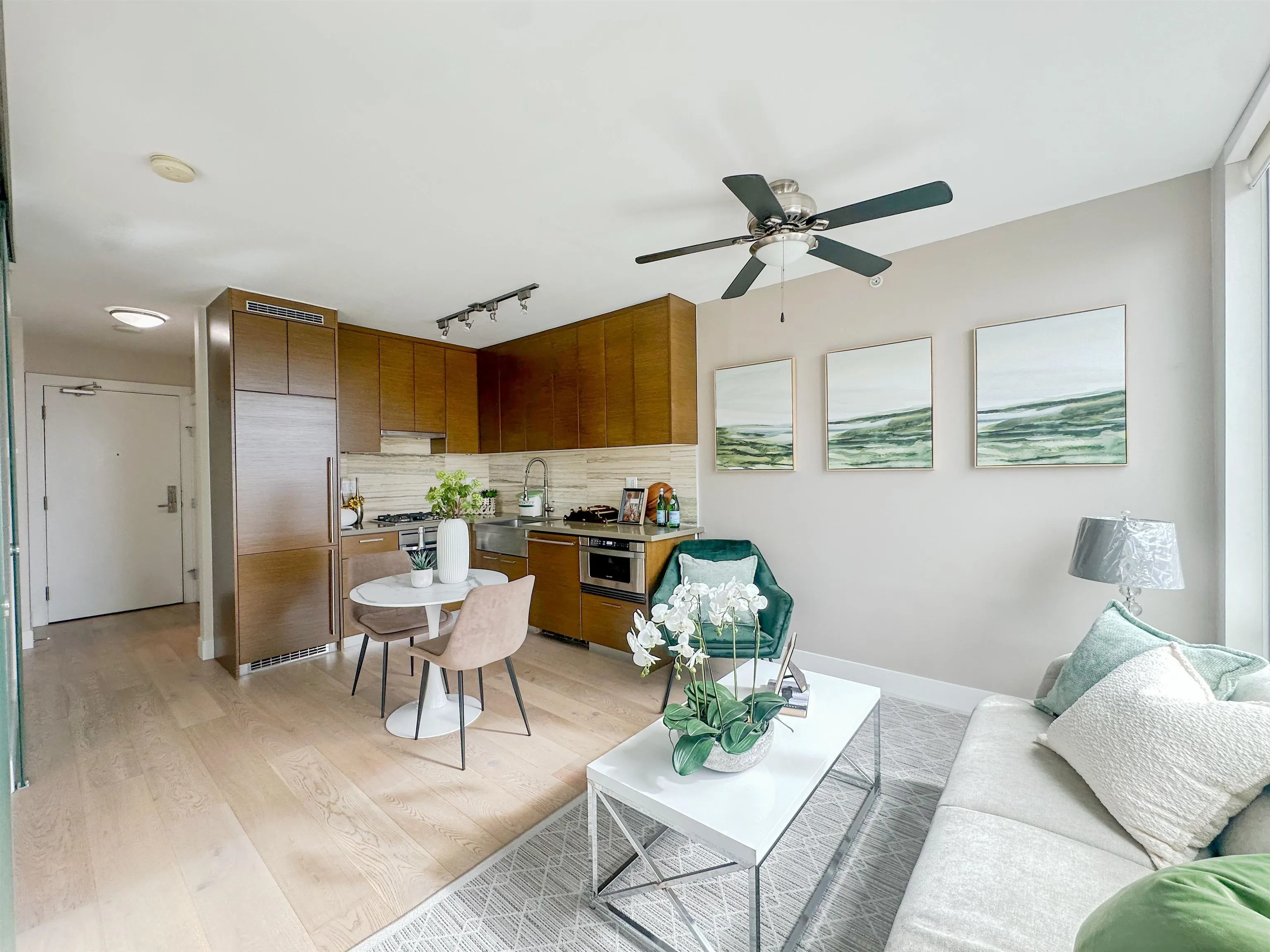 535 Smithe Street #2306