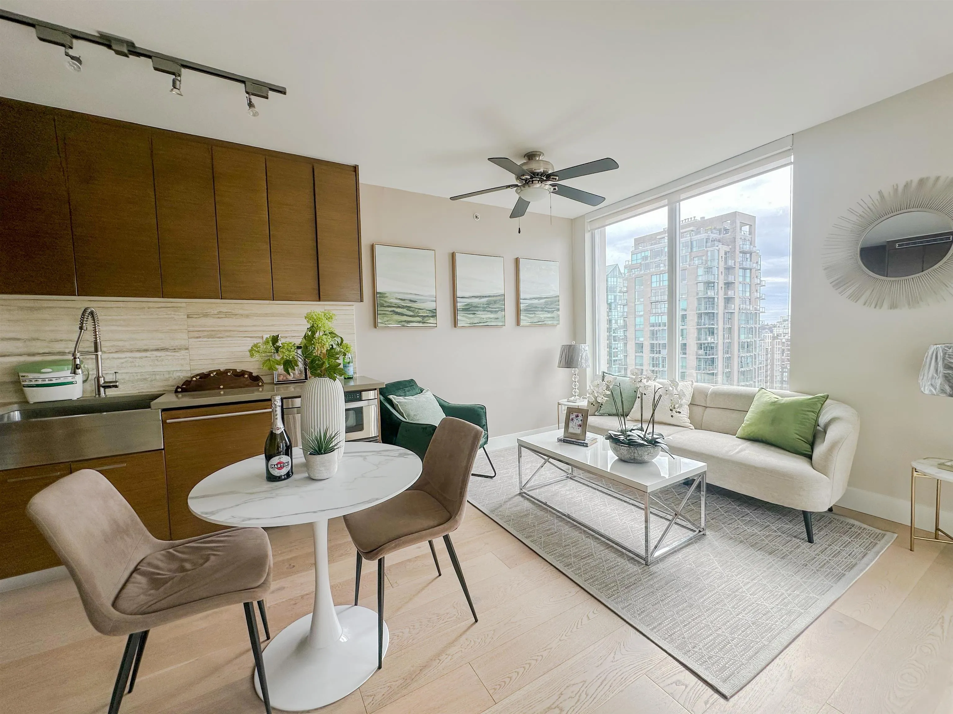 535 Smithe Street #2306