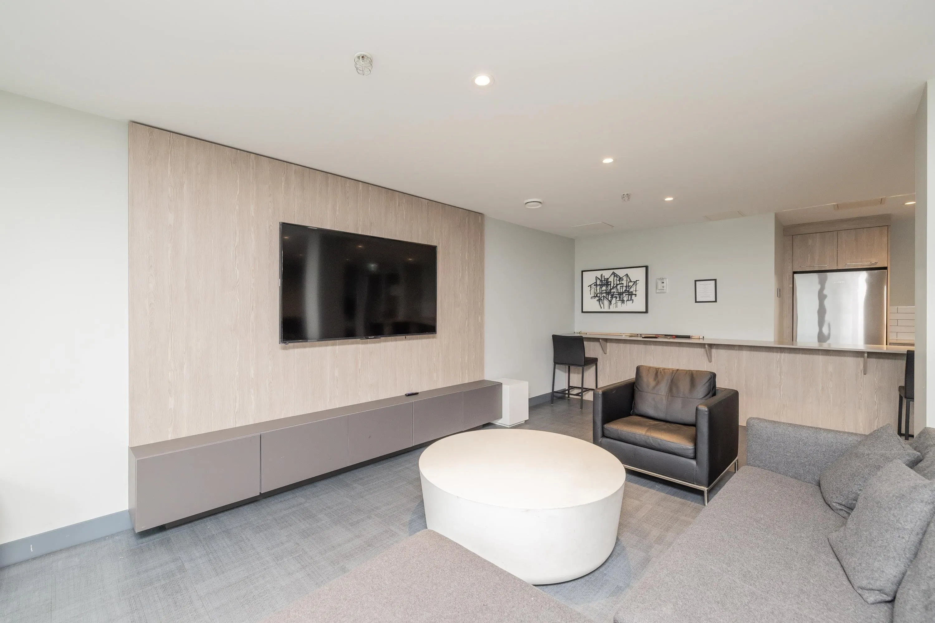 1012 Auckland Street #206