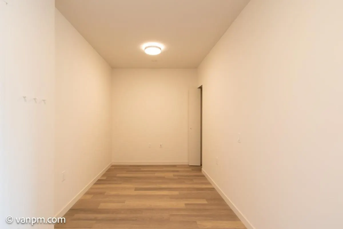 1012 Auckland Street #206