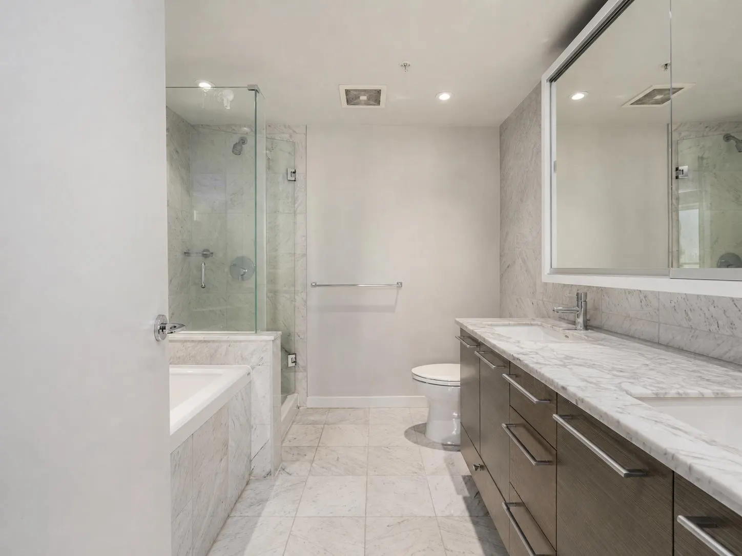 833 Seymour Street #1503