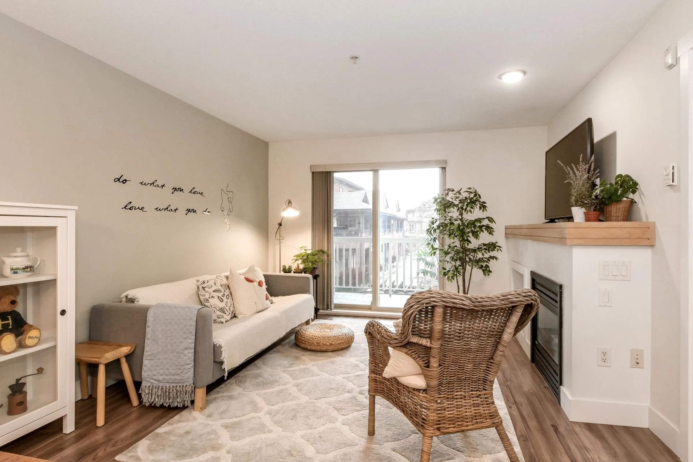 6500 194 Street #205