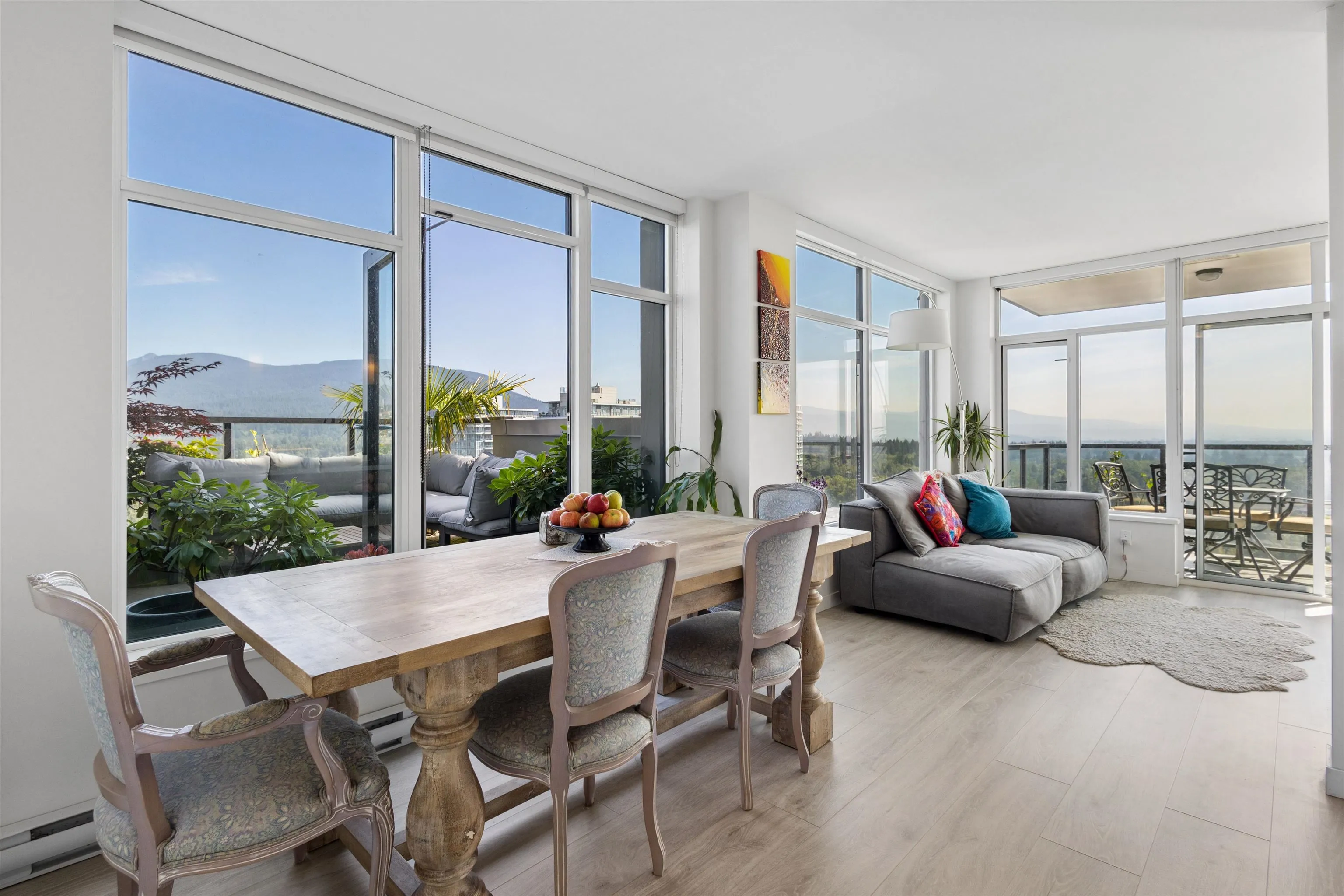 3080 Lincoln Avenue #2802