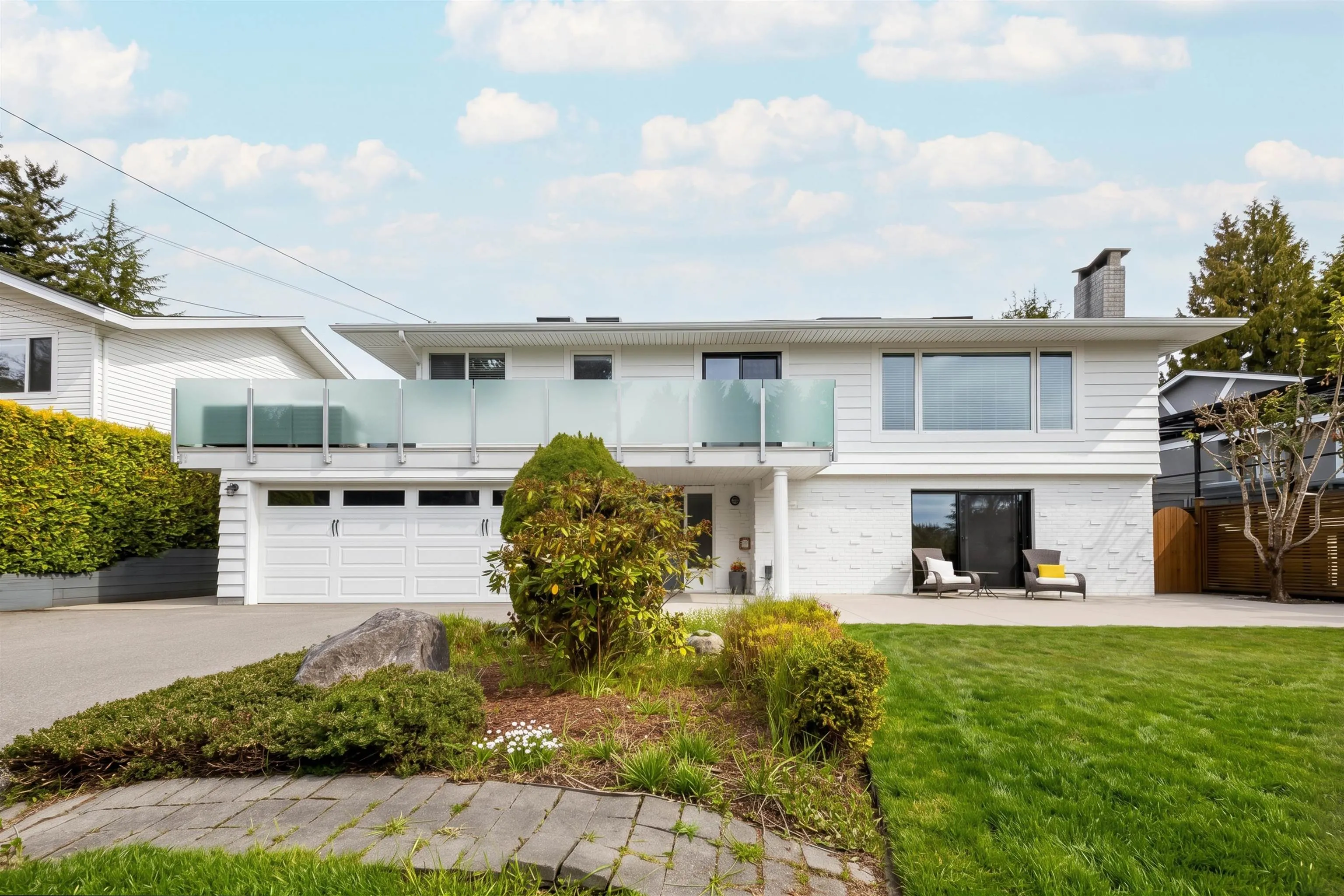 1017 Walalee Drive
