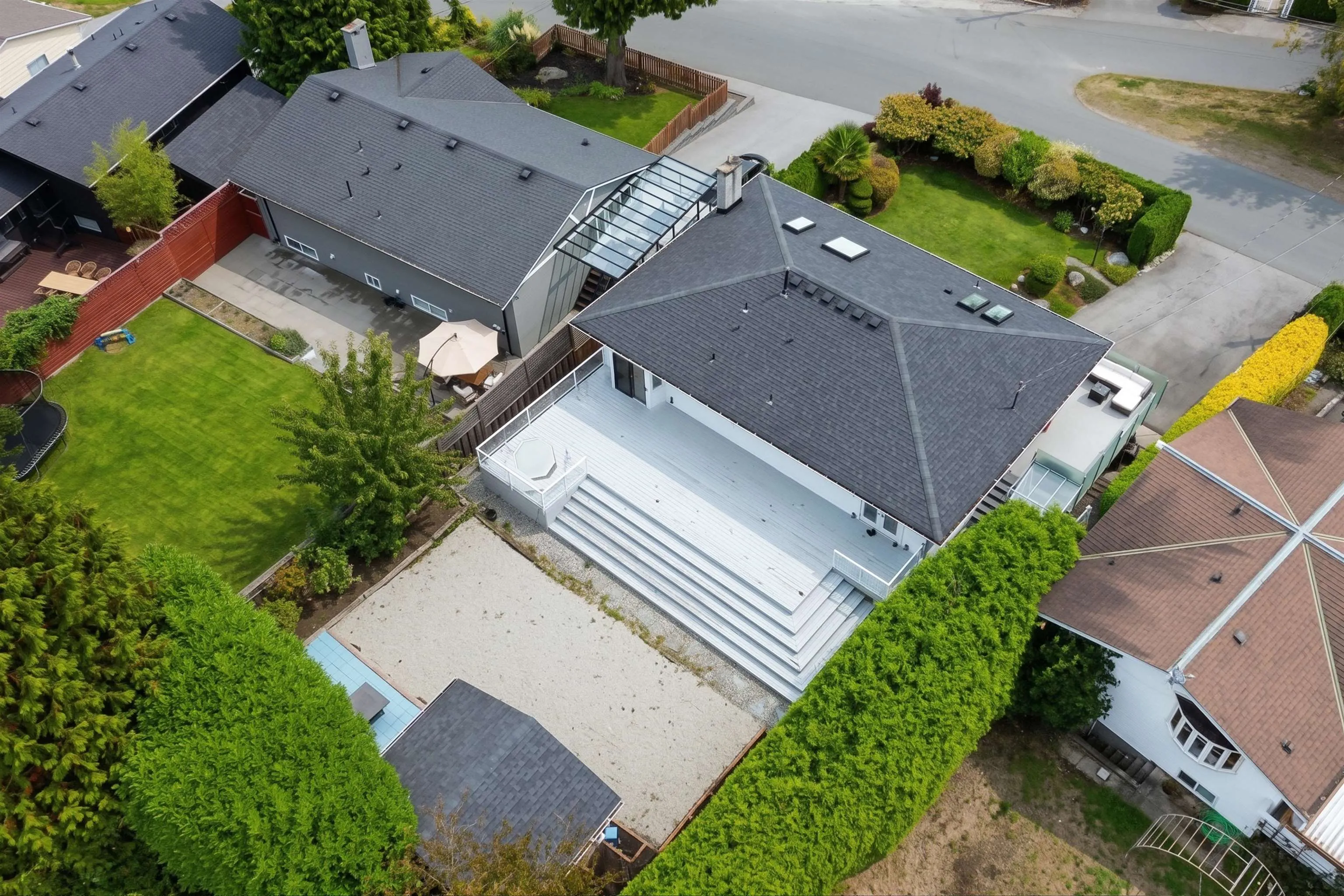 1017 Walalee Drive