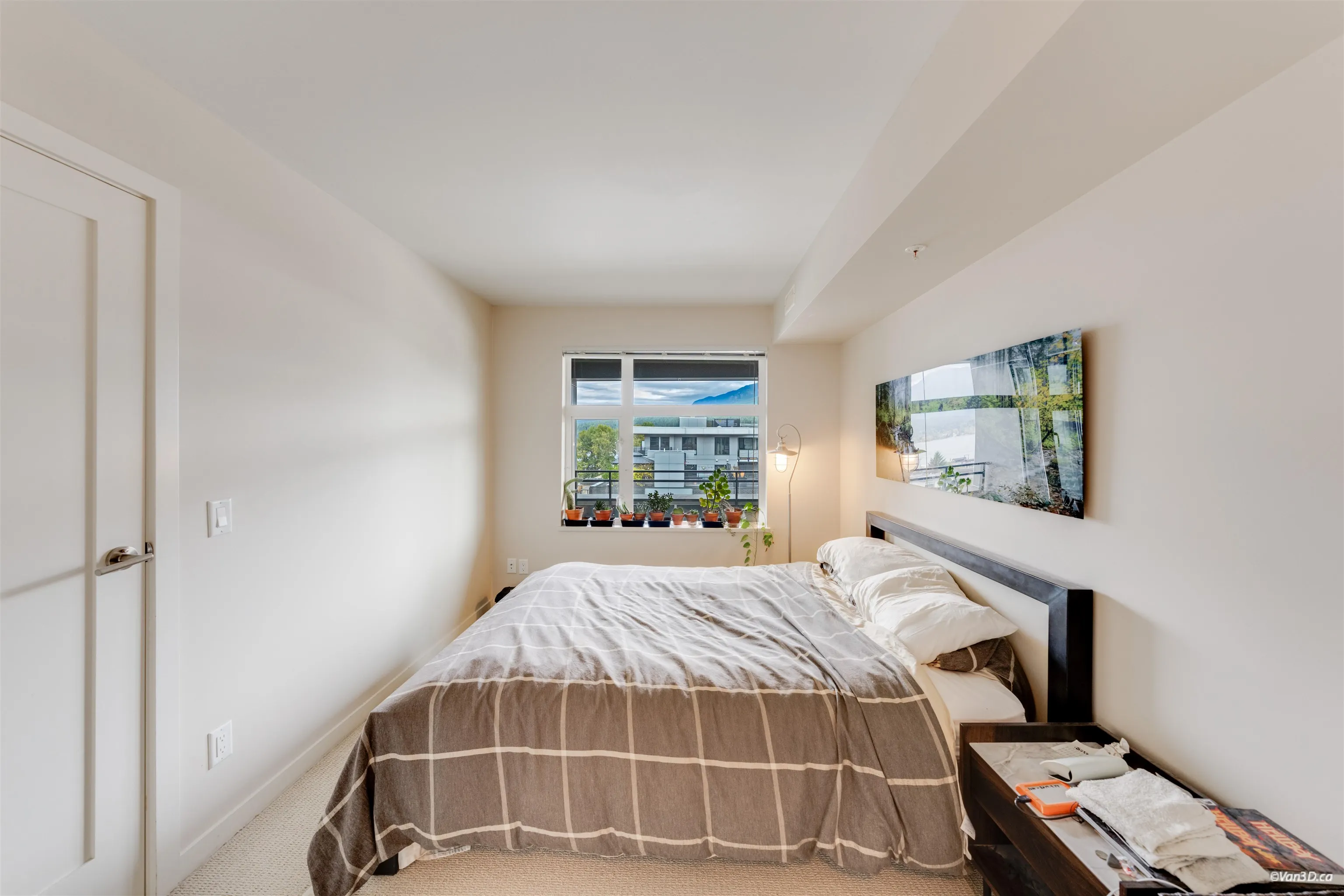 95 Moody Street #613