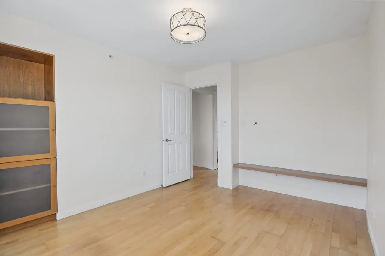 3349 Dunbar Street #102