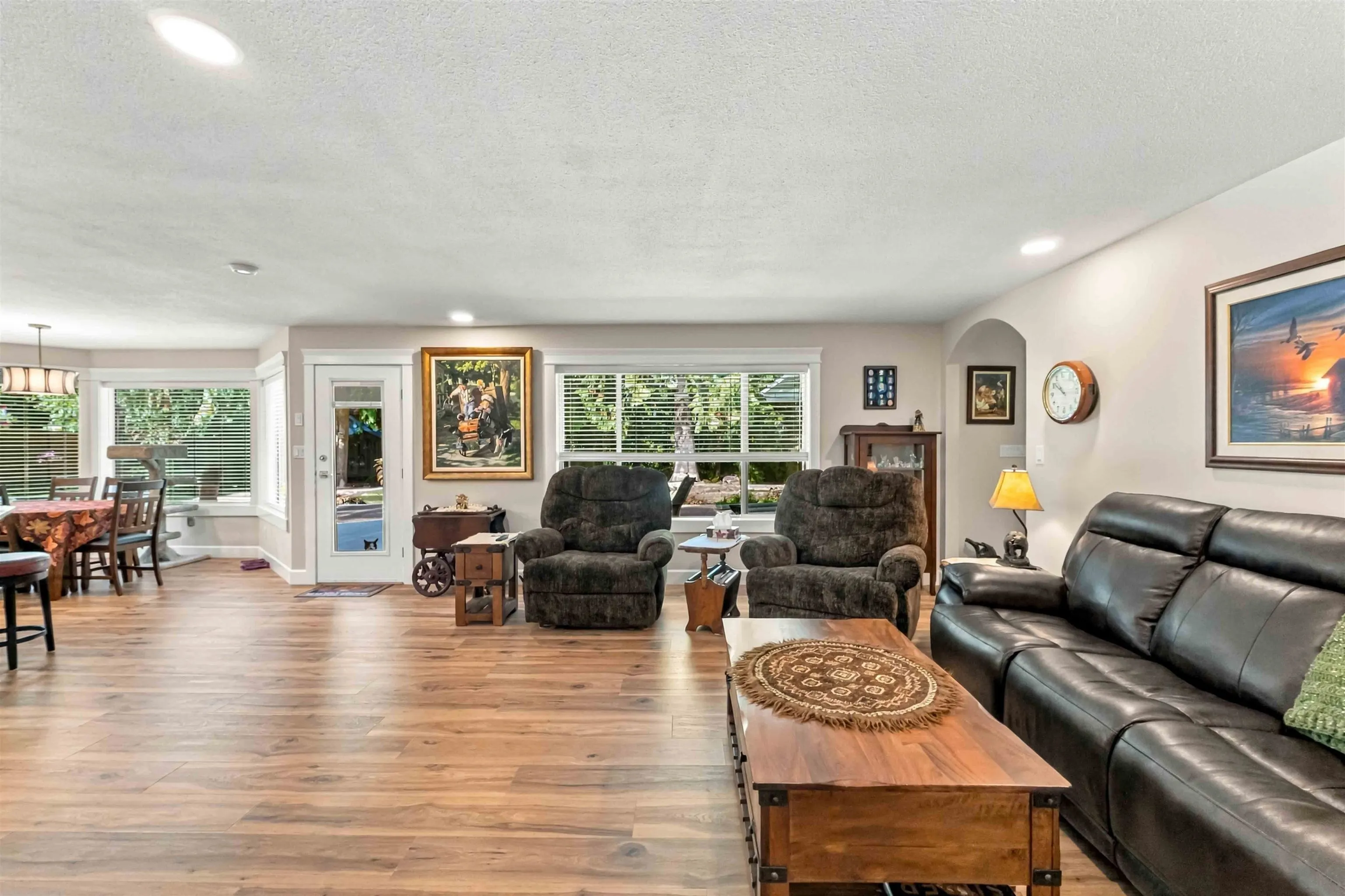 23100 129 Avenue #11