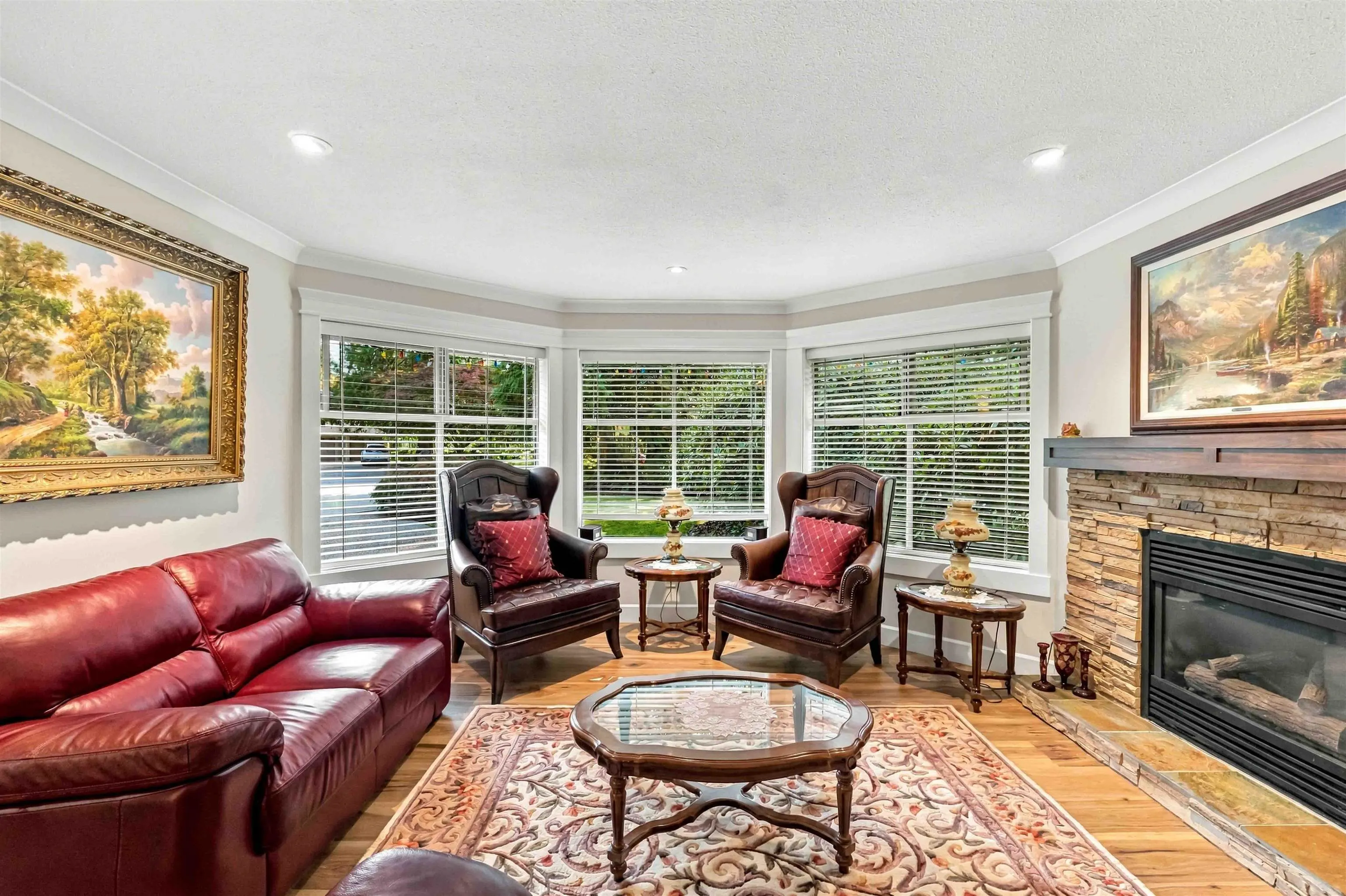 23100 129 Avenue #11