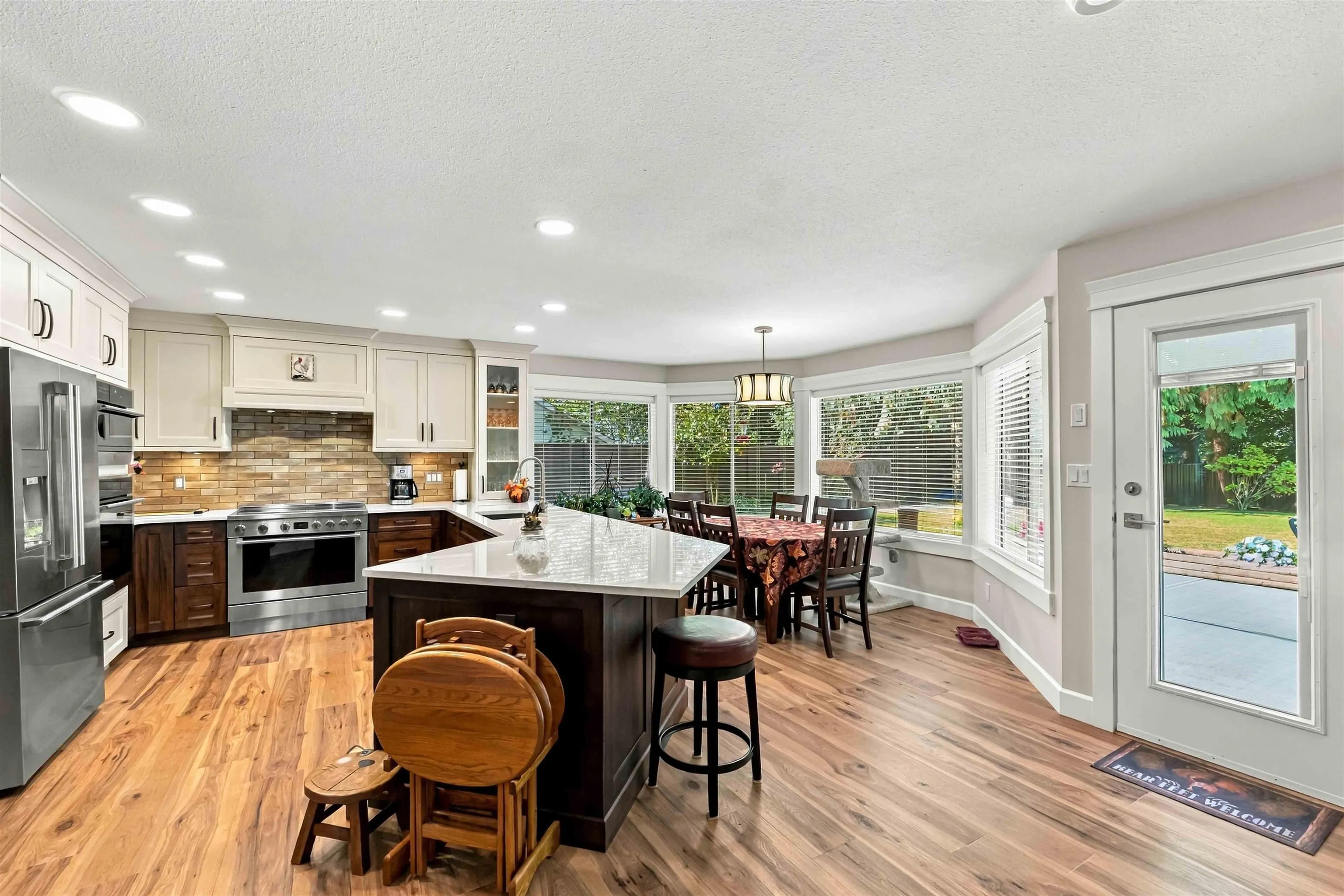 23100 129 Avenue #11