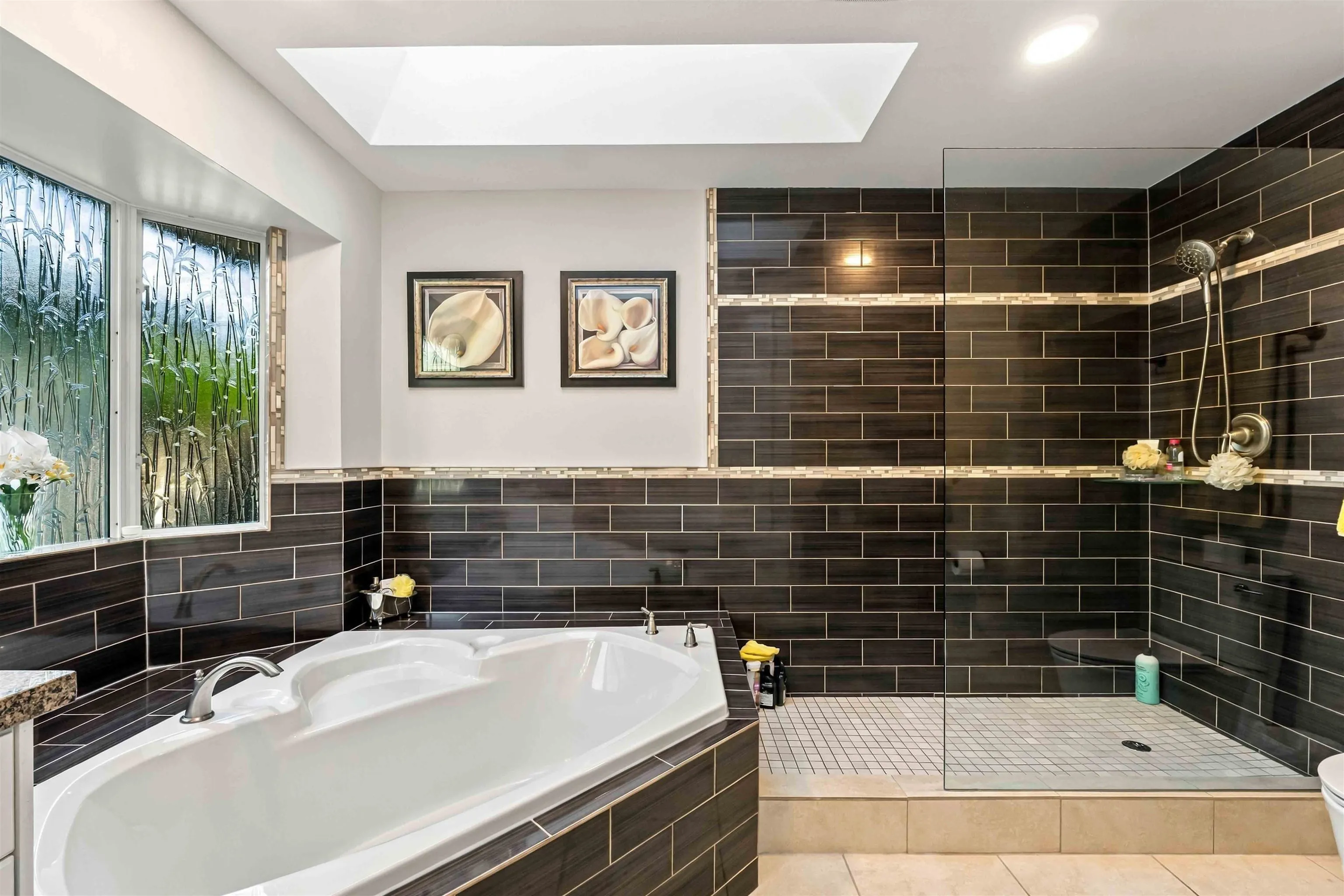 23100 129 Avenue #11