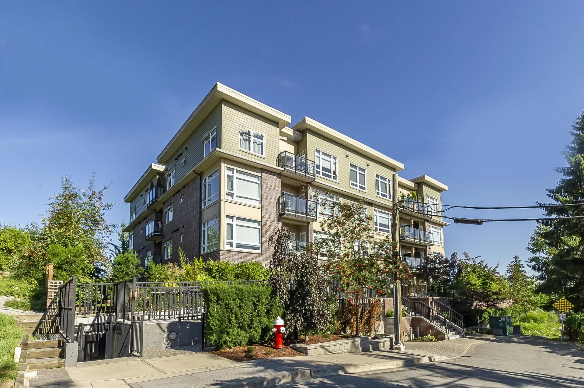 11566 224 Street #101