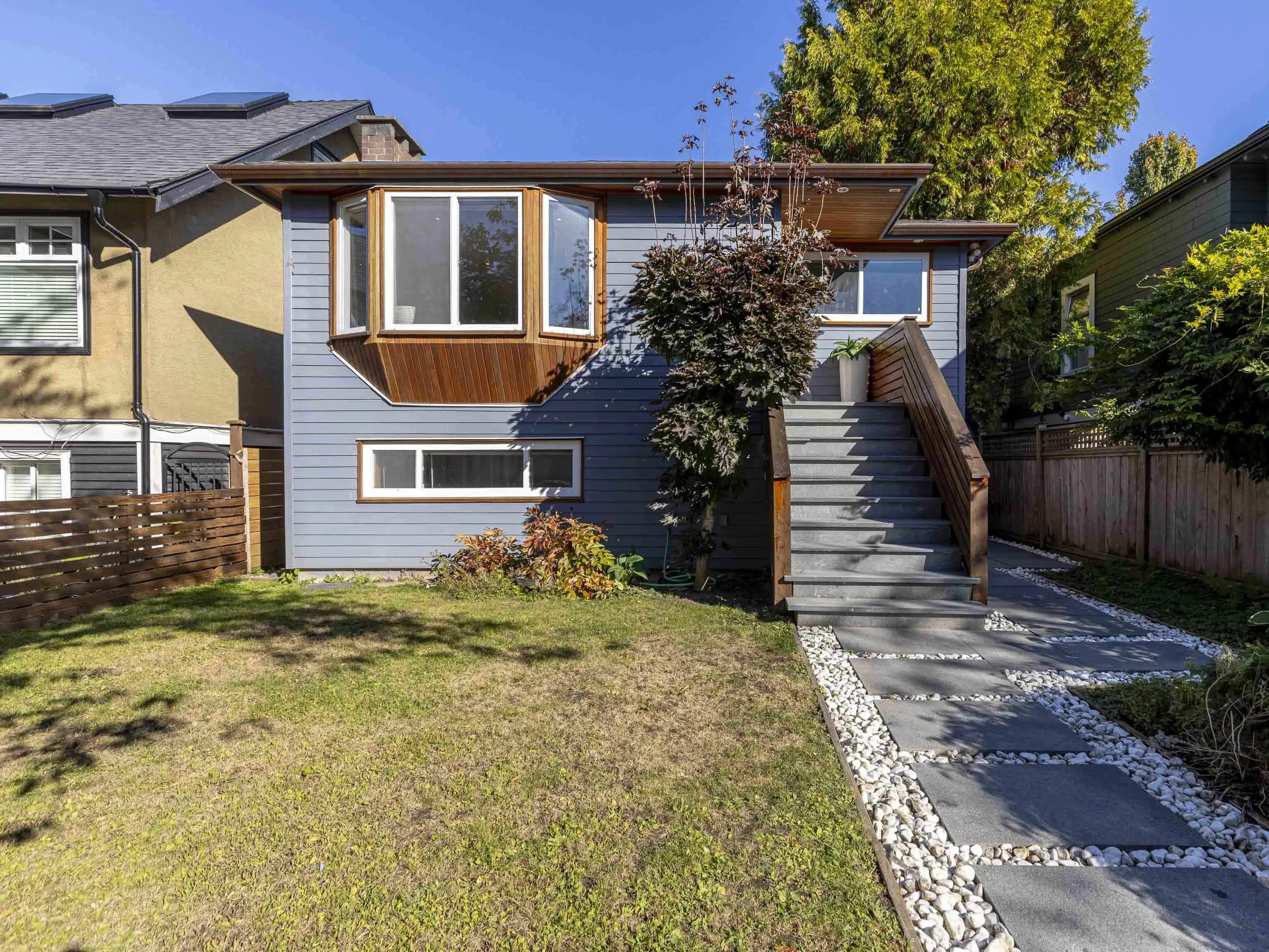 5034 Prince Albert Street
