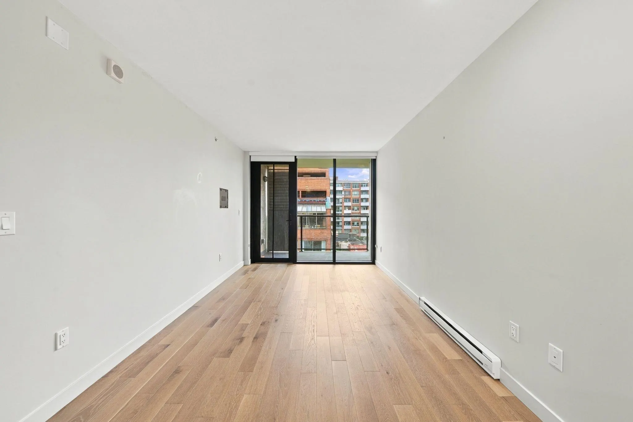 239 Keefer Street #507