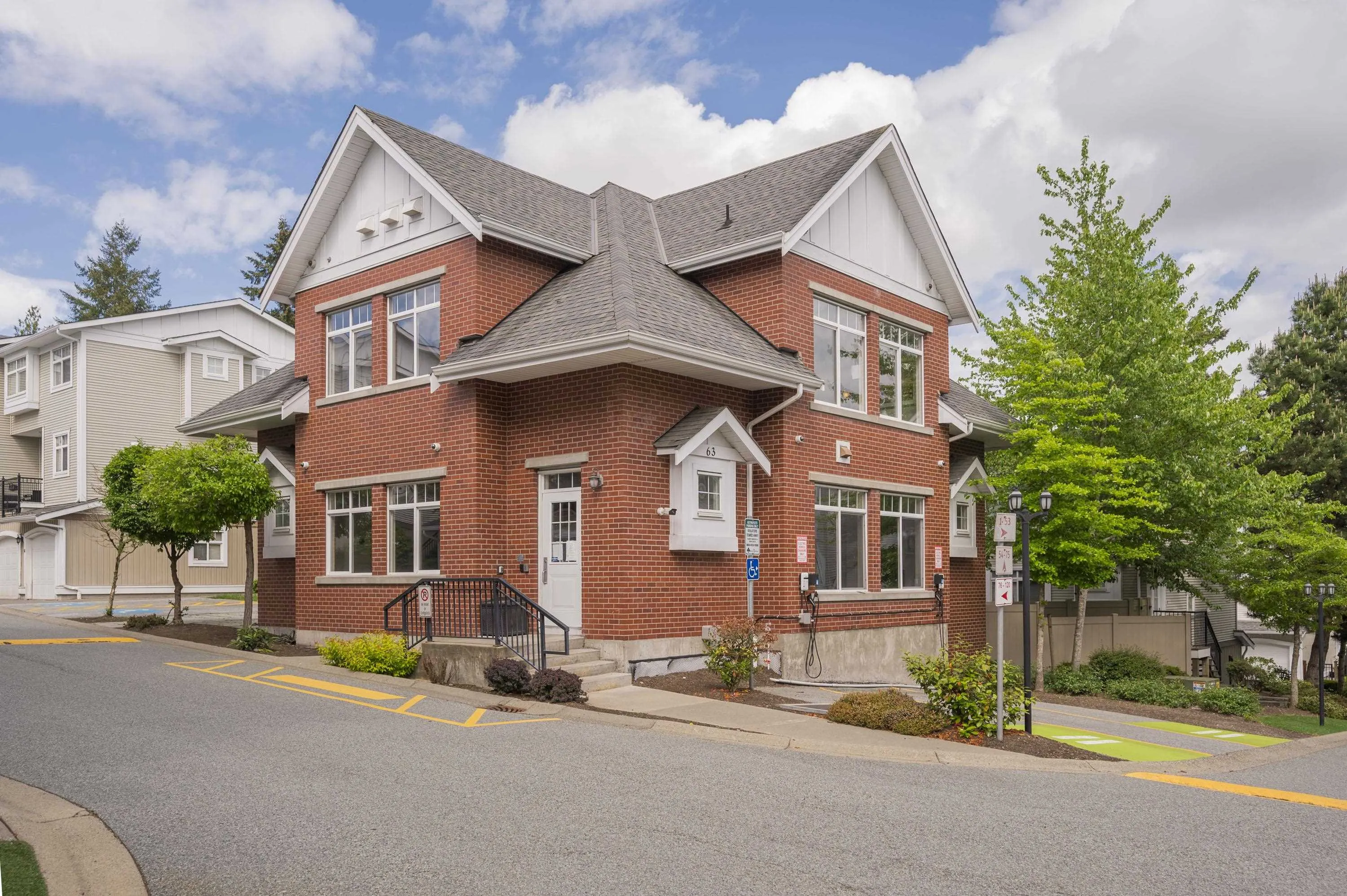 19551 66 Avenue #15